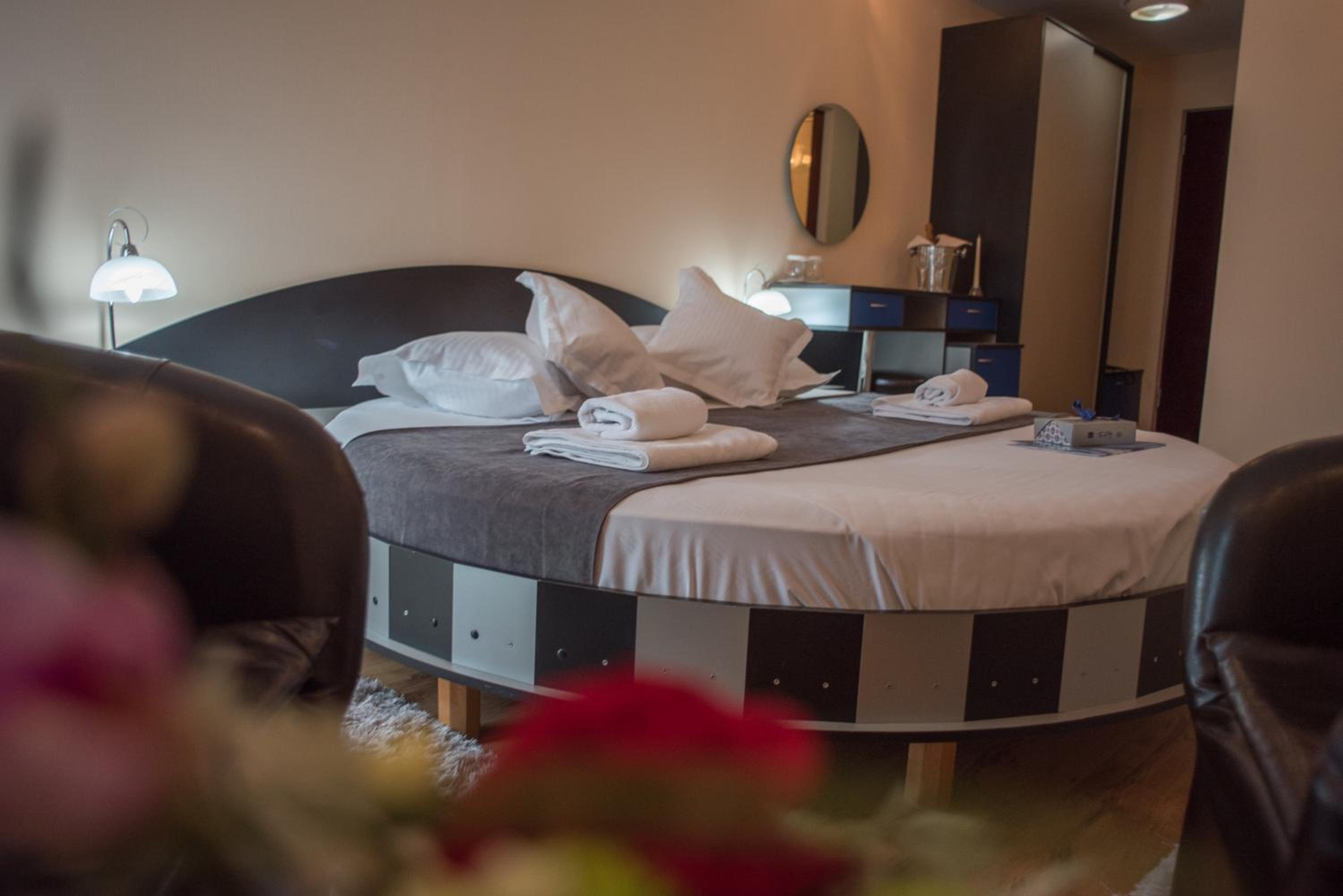 Double or Twin Room - Photo 24