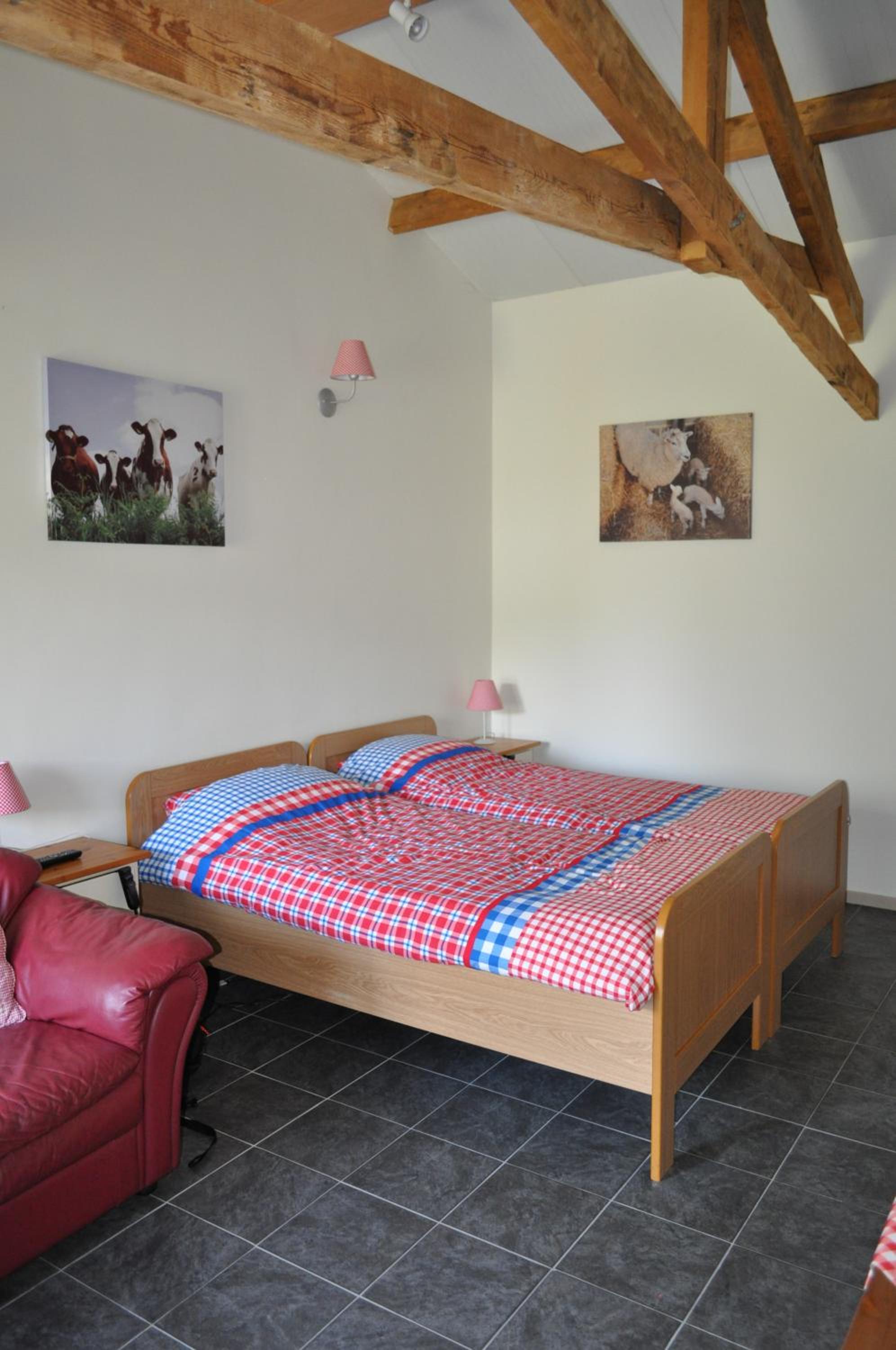 Twin Room - Photo 2