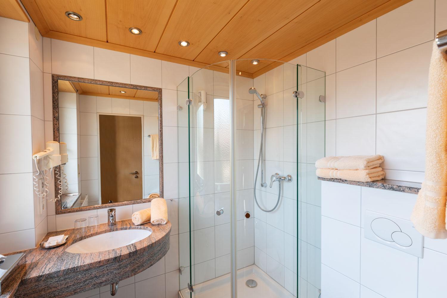 Double Room - Photo 14