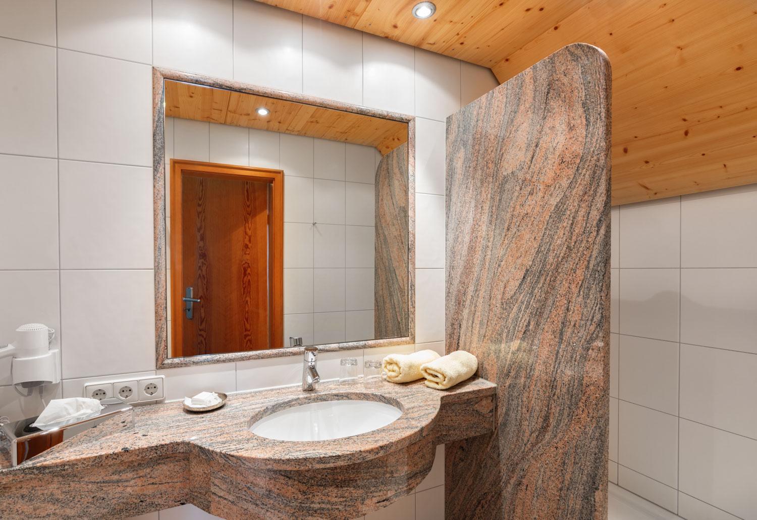 Triple Room - Photo 10