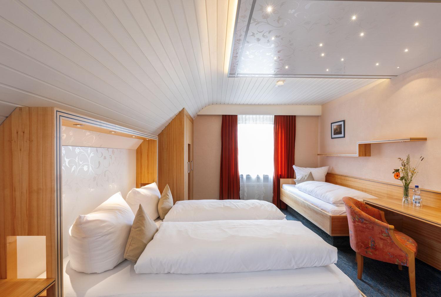 Triple Room - Photo 16