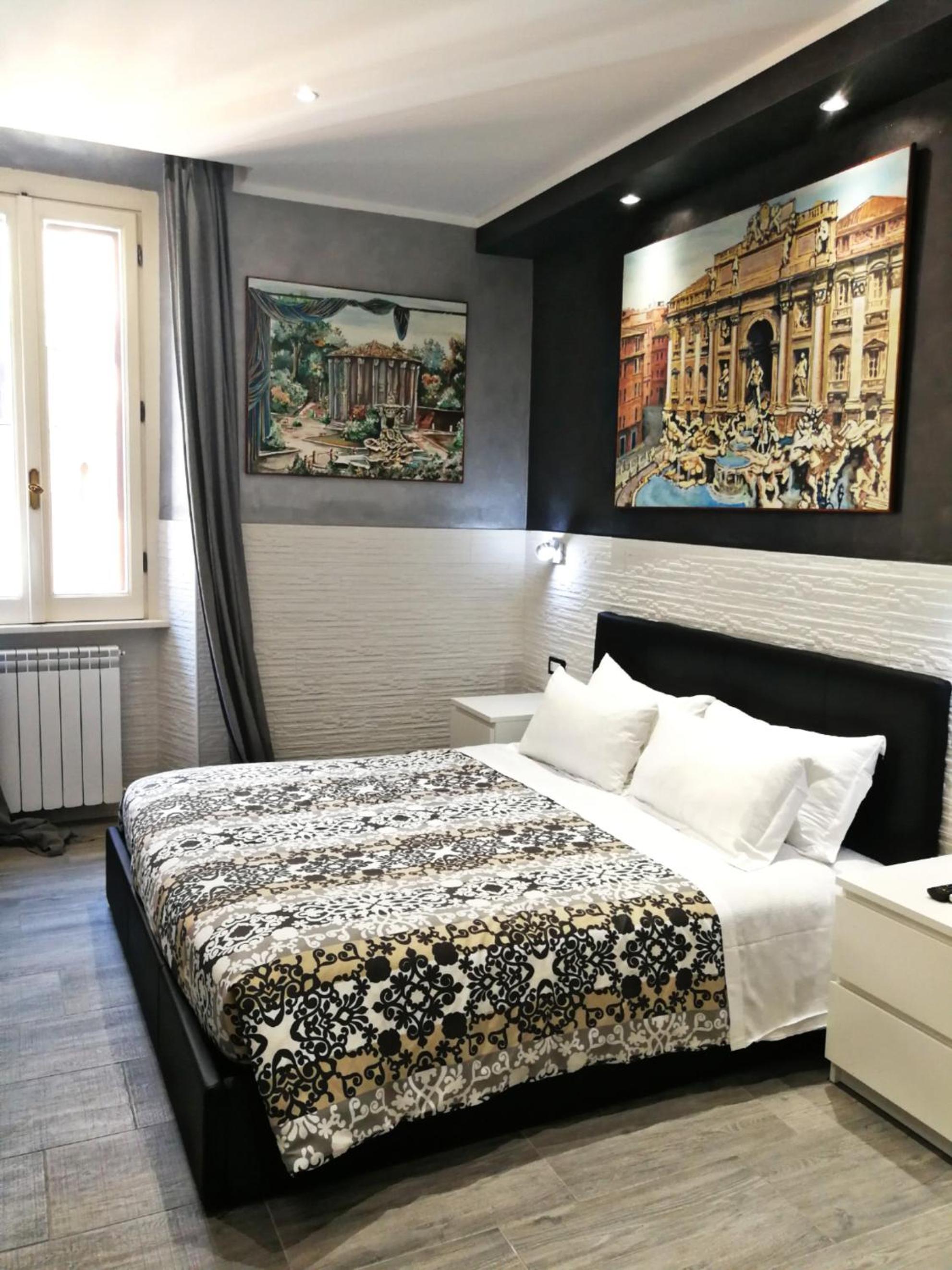 Deluxe Double or Twin Room photo 3