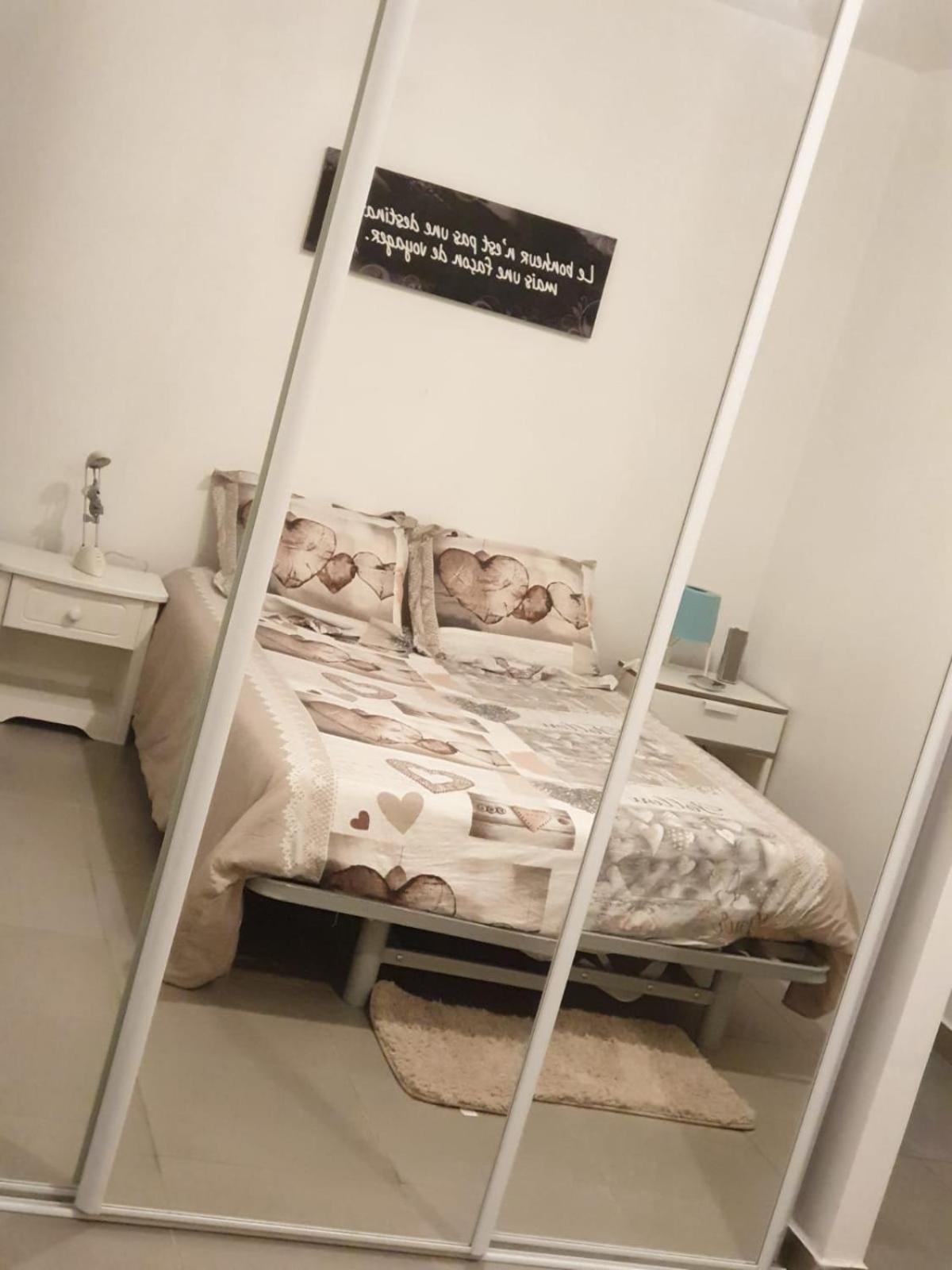 One-Bedroom Apartment - Photo 9
