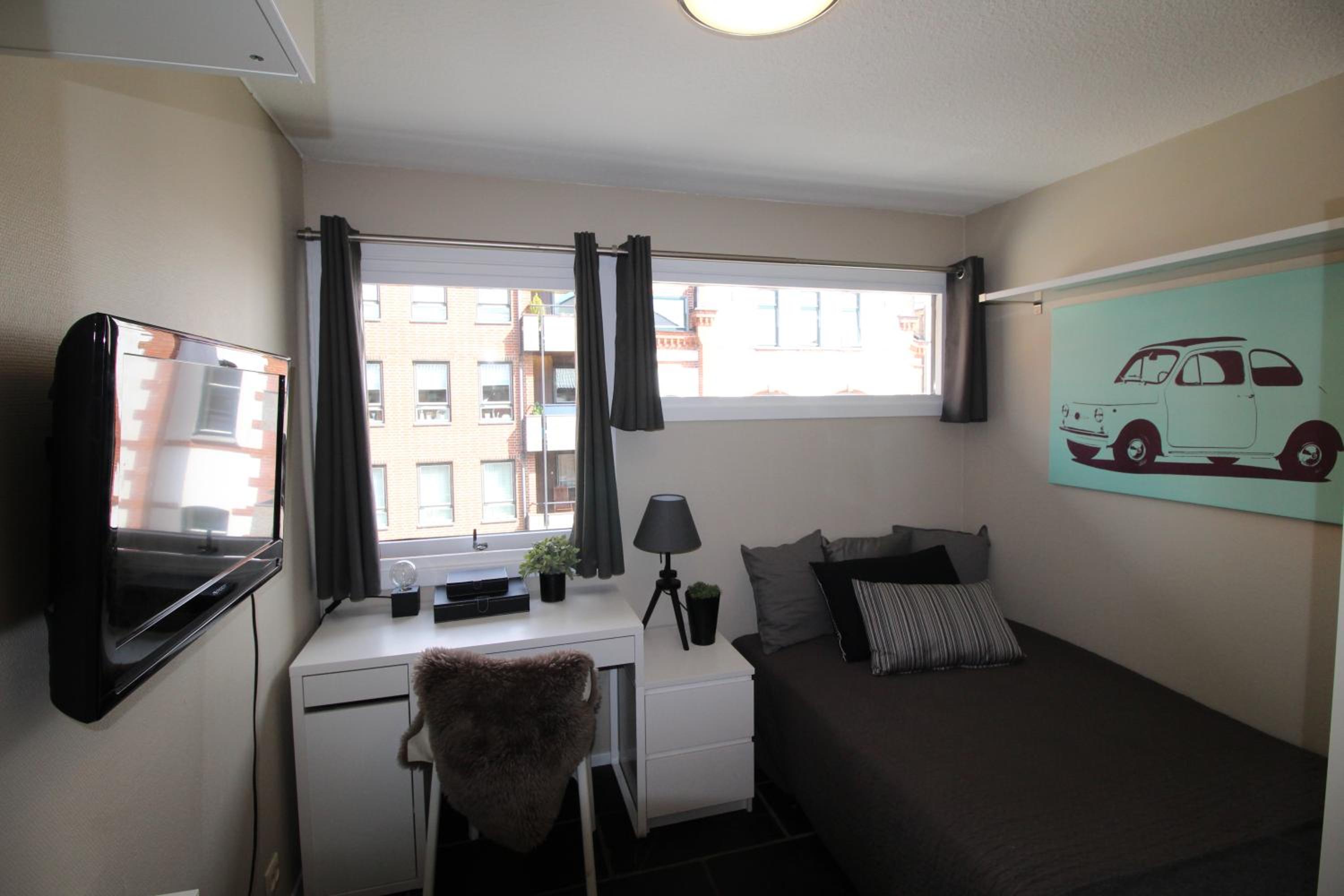 Studio Apartment photo 3