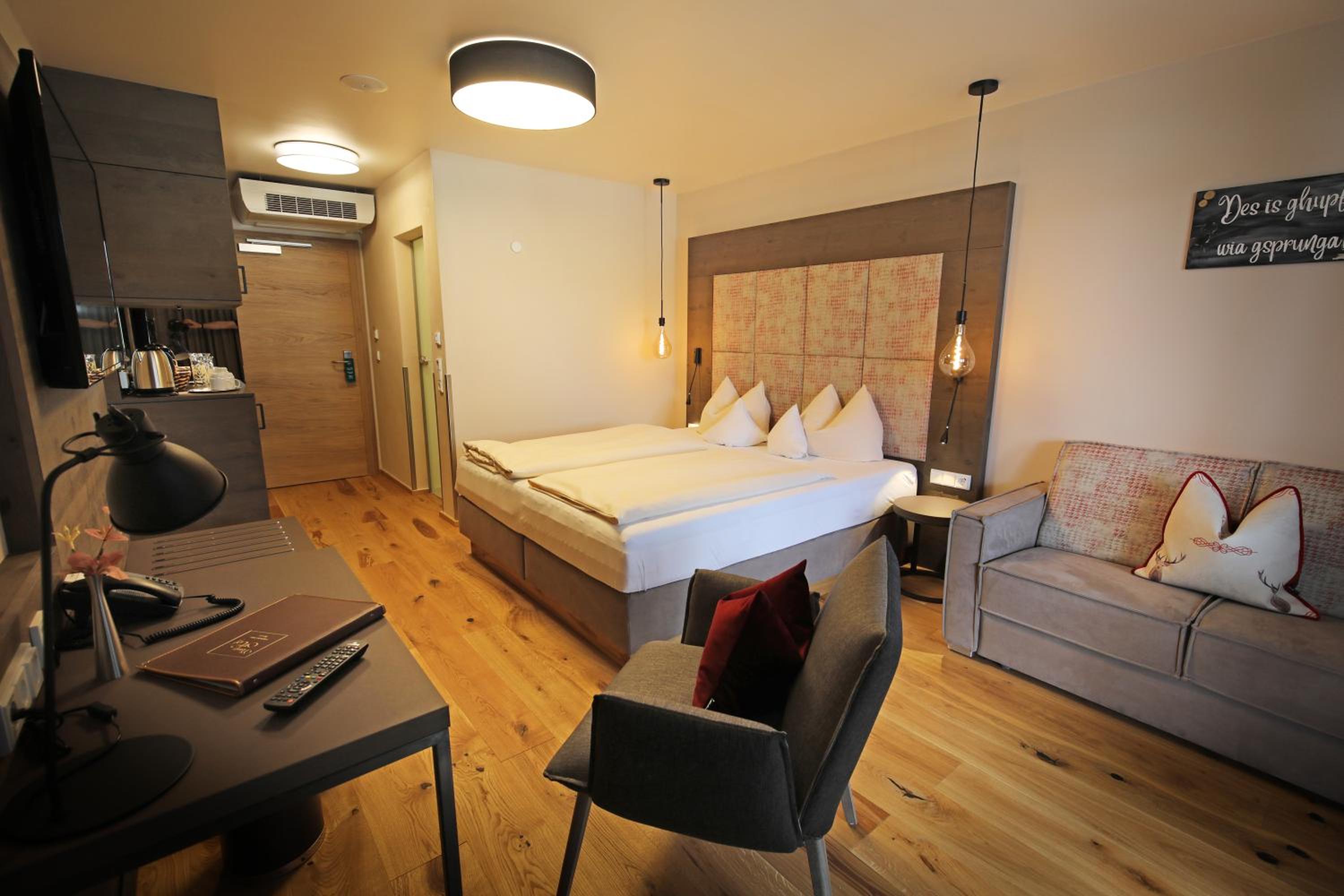 Double Room - Photo 1