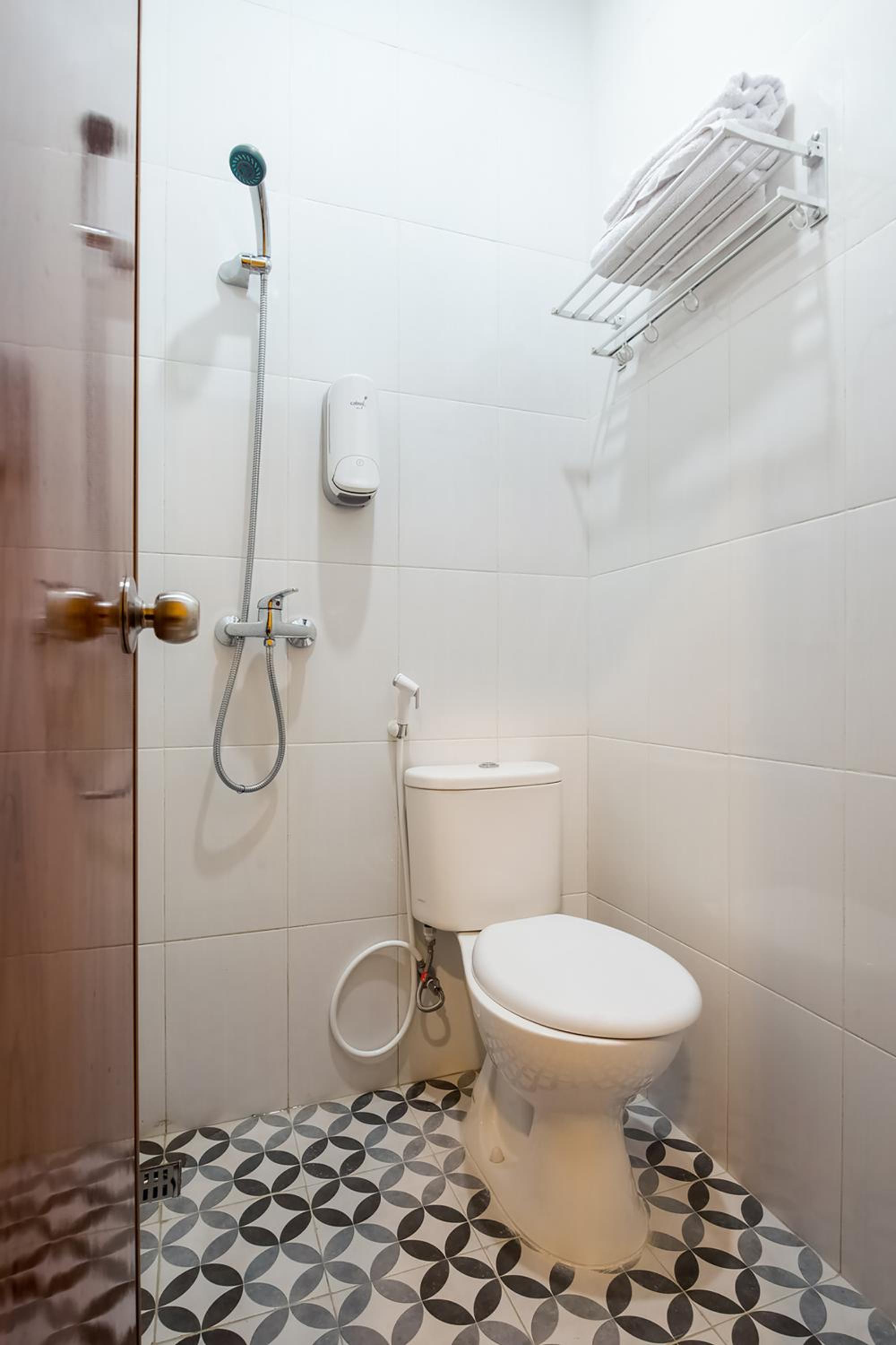 Standard Double Room - Photo 5