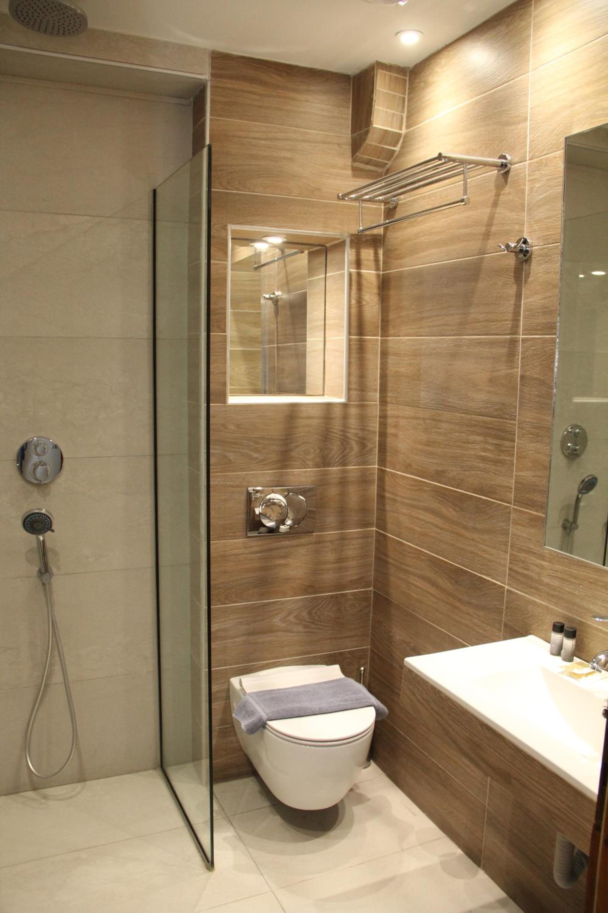 Standard Double/Twin Room - Photo 8