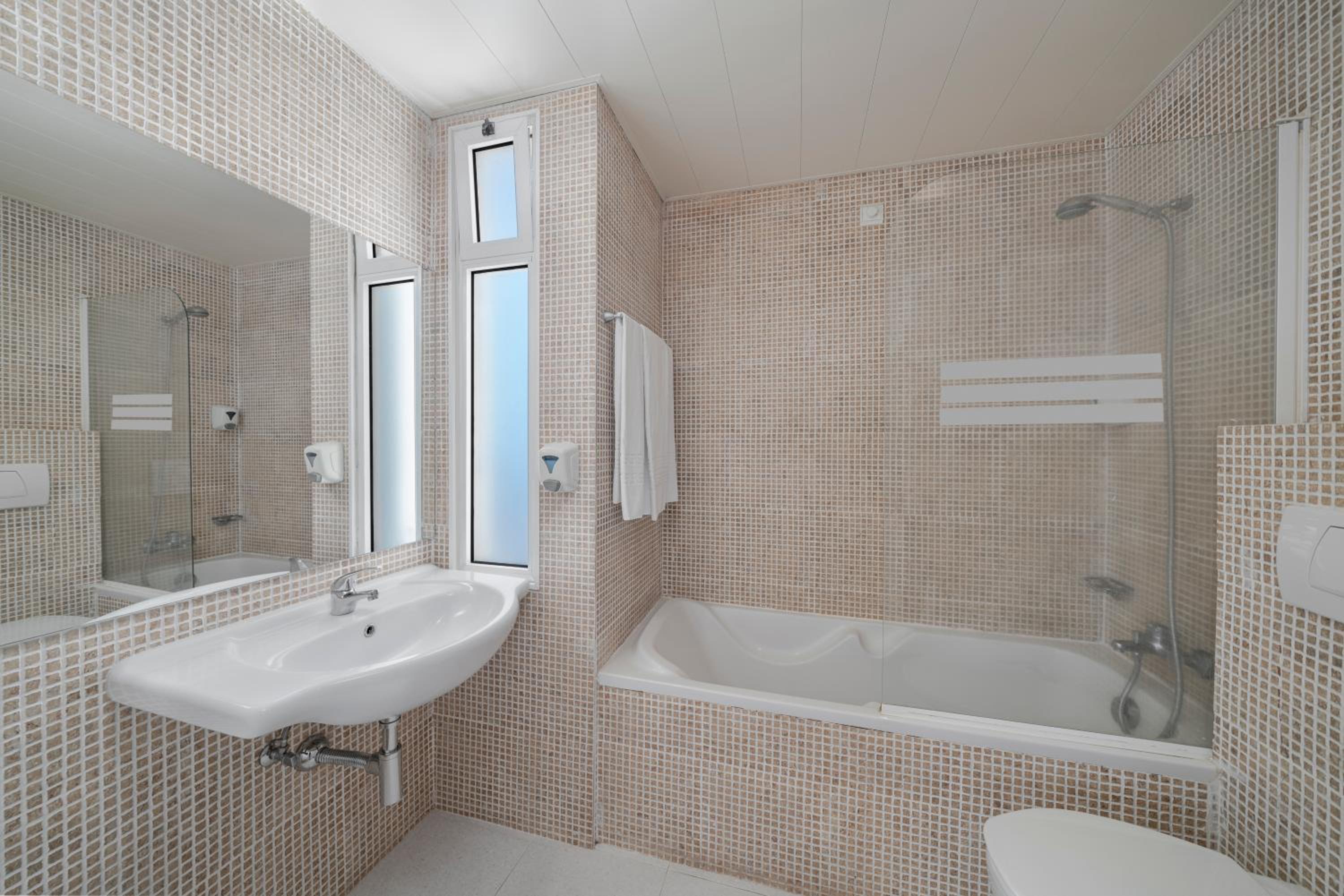 Studio with Sea View - Photo 7