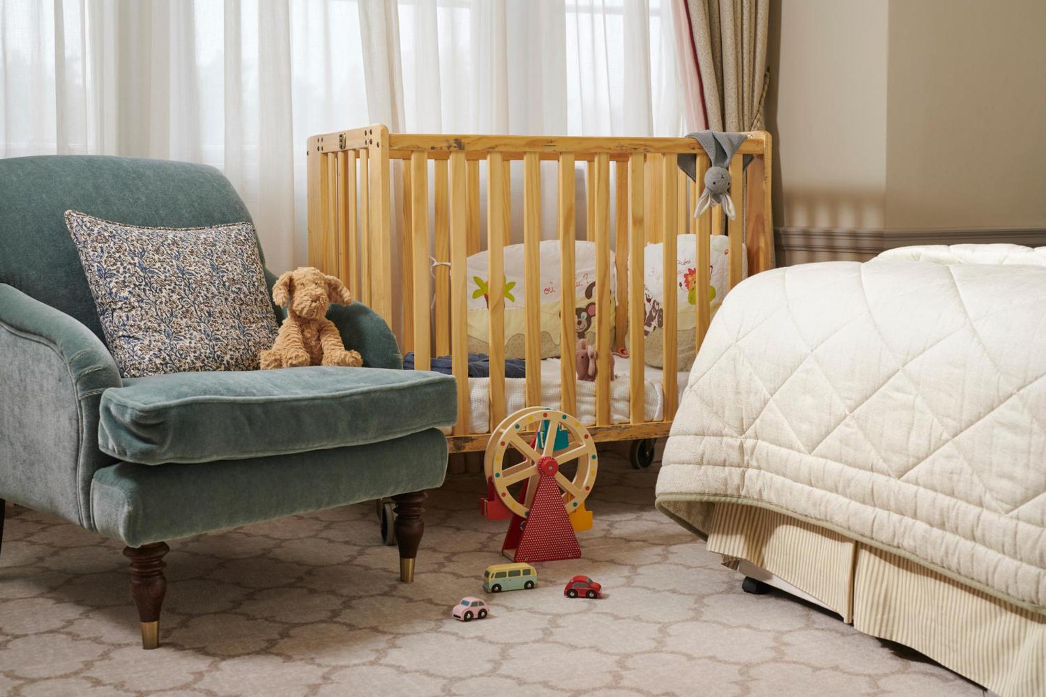 Deluxe Family Room - Photo 3