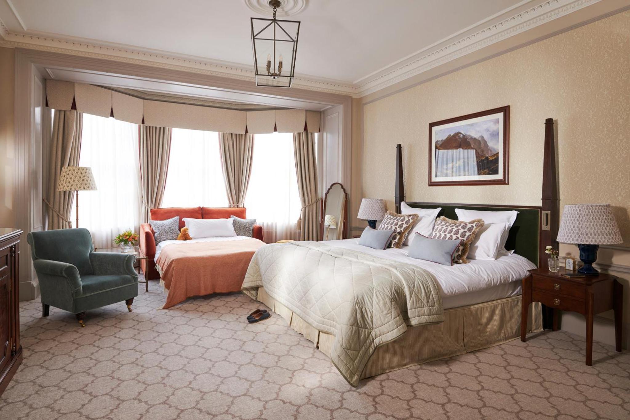 Deluxe Family Room - Photo 1