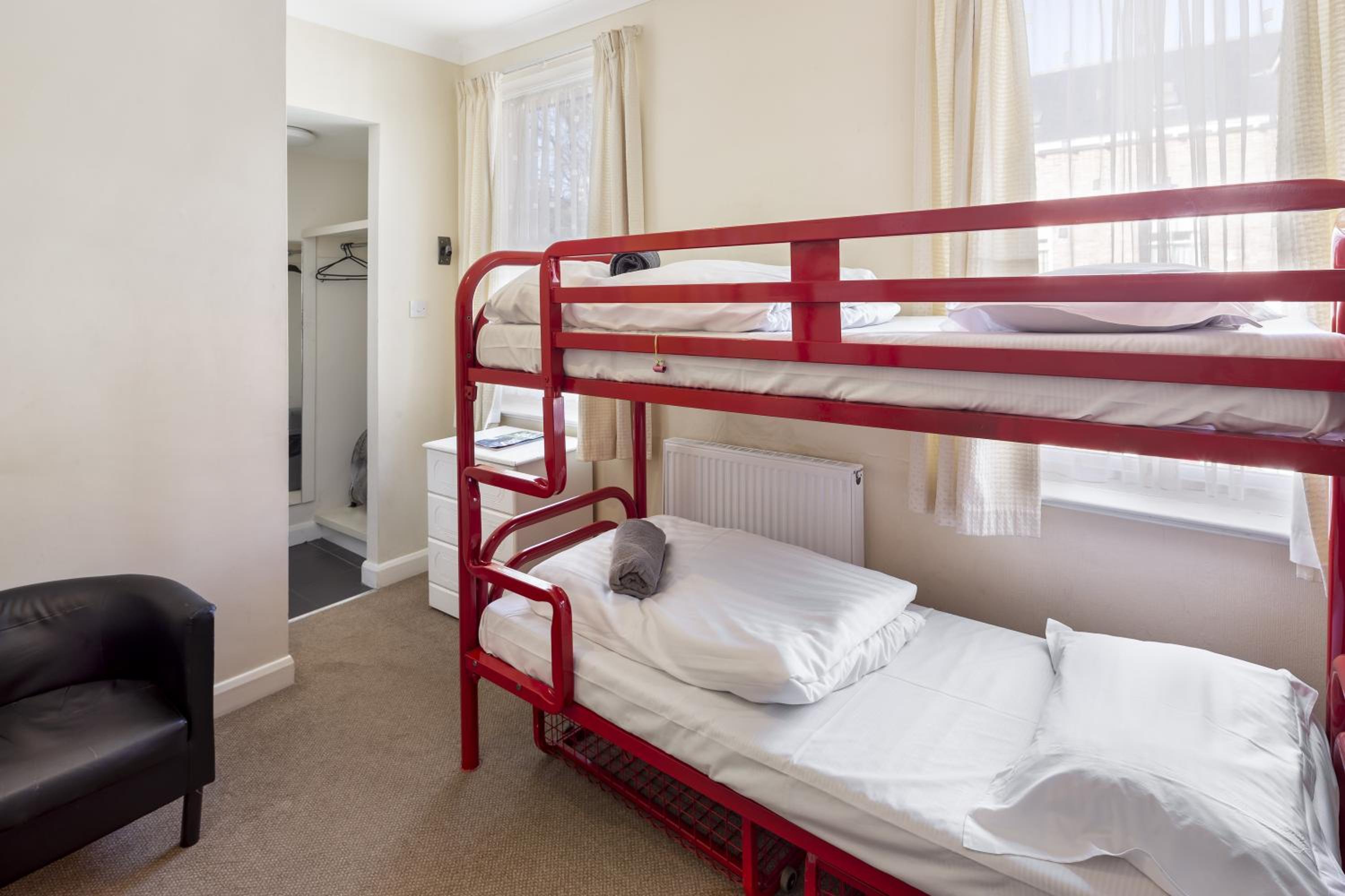 Bed in 4-Bed Female Dormitory Room photo 2