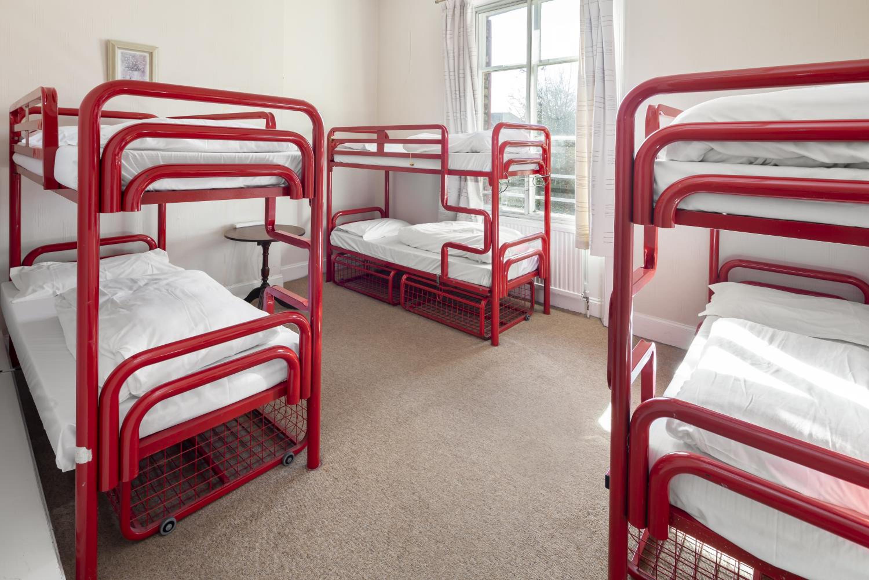 Bed in 6-Bed Mixed Dormitory Room photo 2