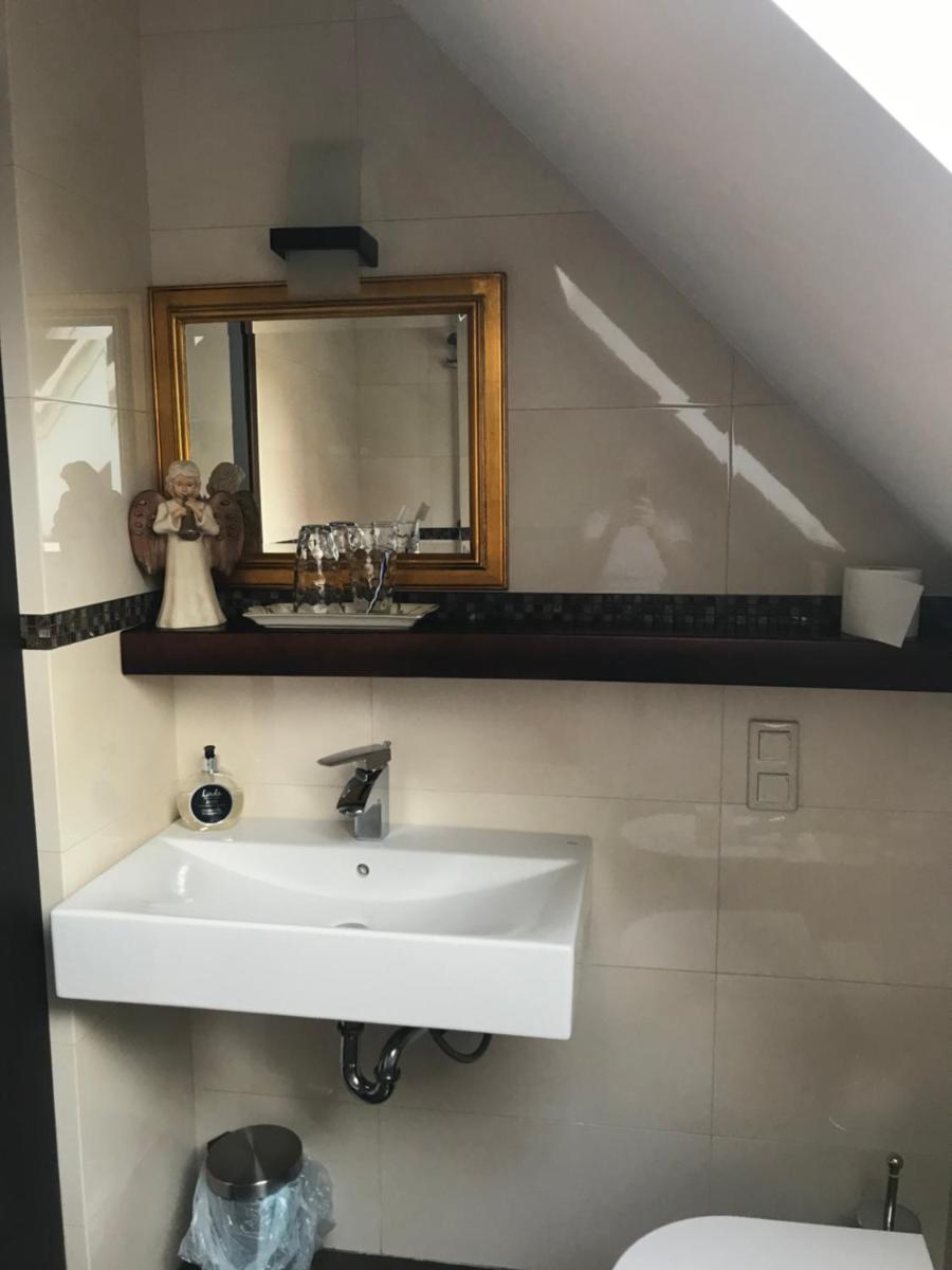 Large Double or Twin Room - Photo 23