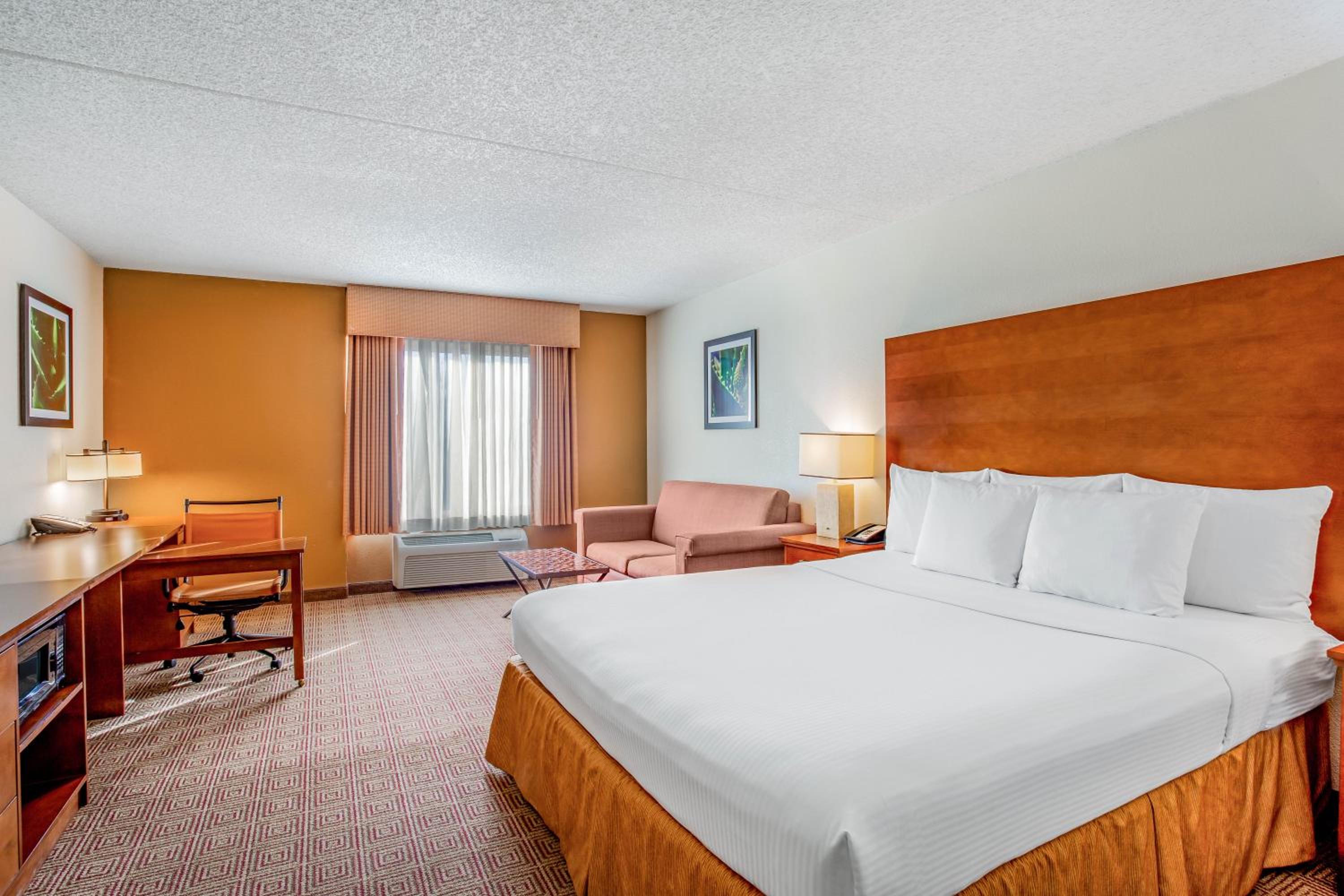 Double Room with Two Double Beds - Non-Smoking - Photo 5