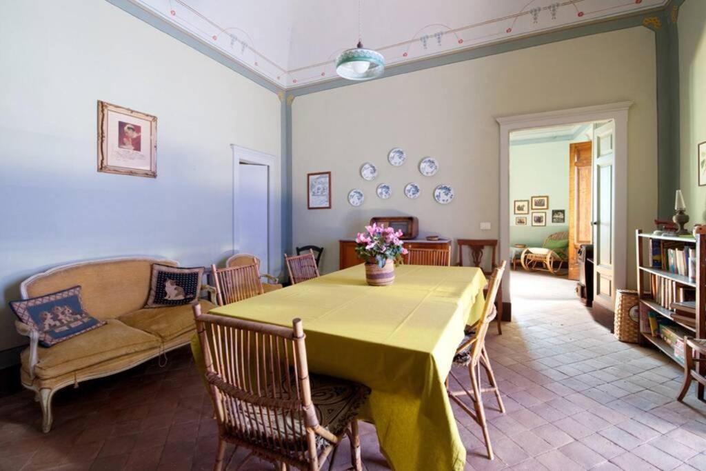 Villa photo 3