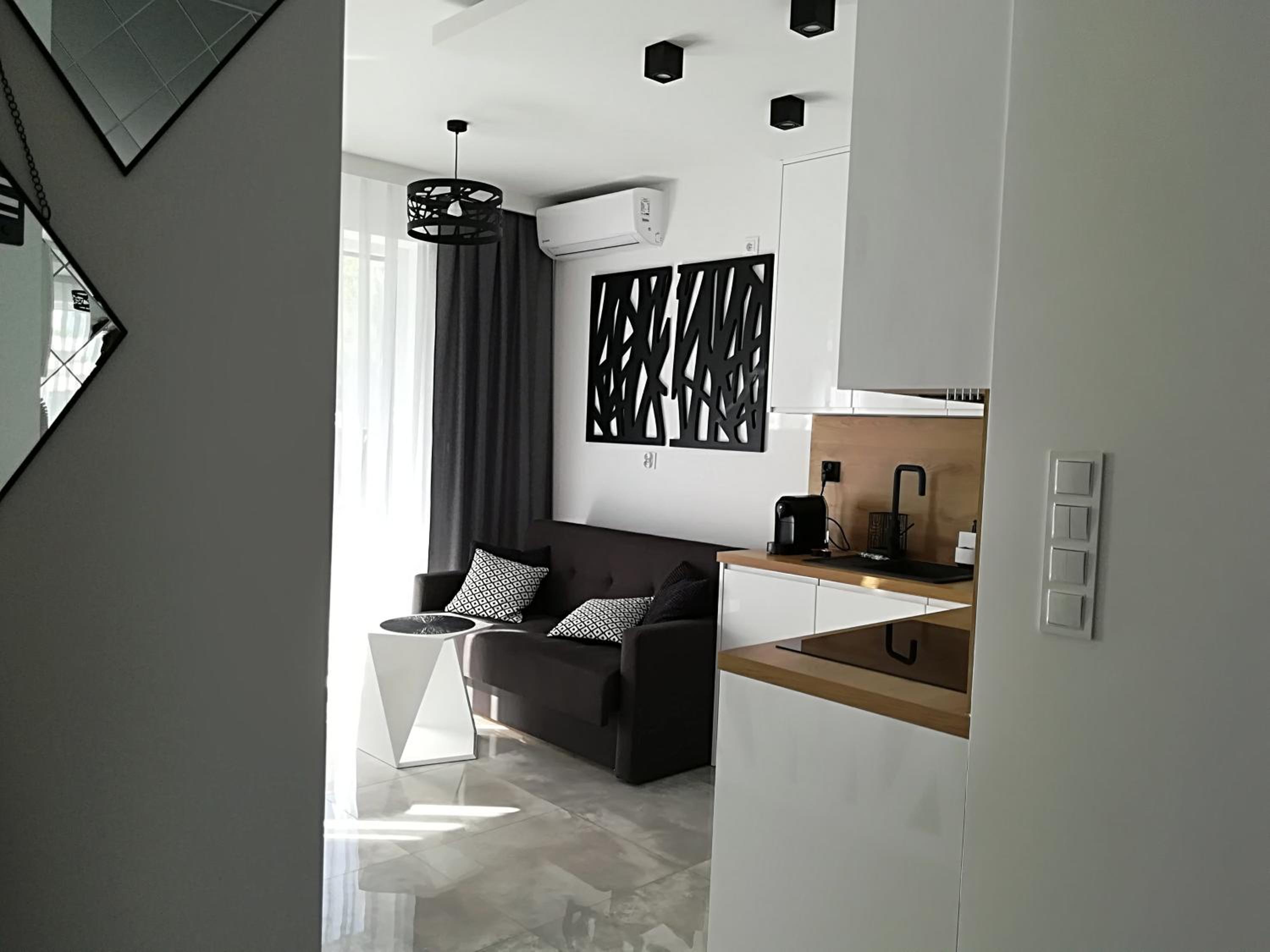 One-Bedroom Apartment photo 3
