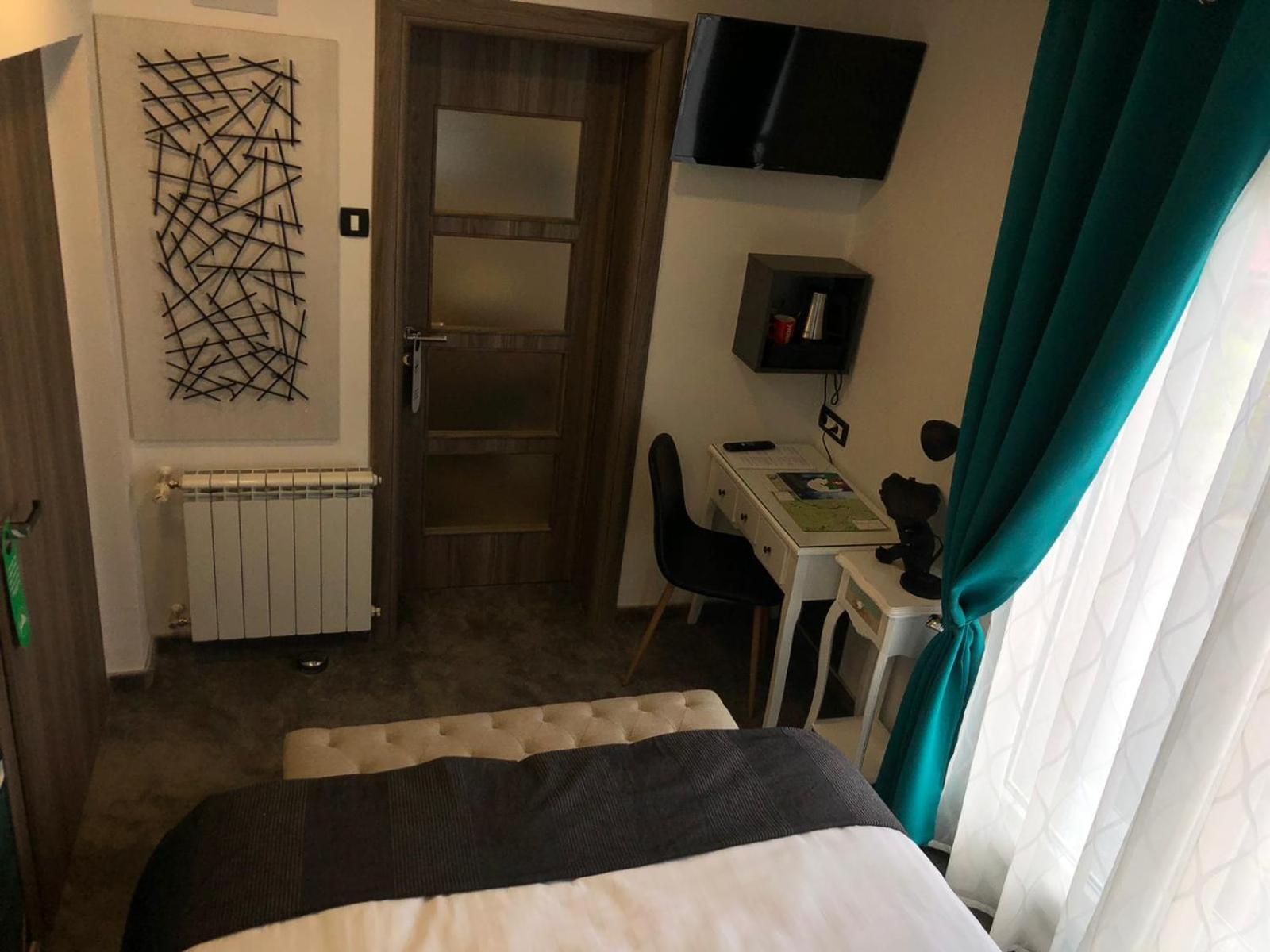 Deluxe Double Room - Photo 3
