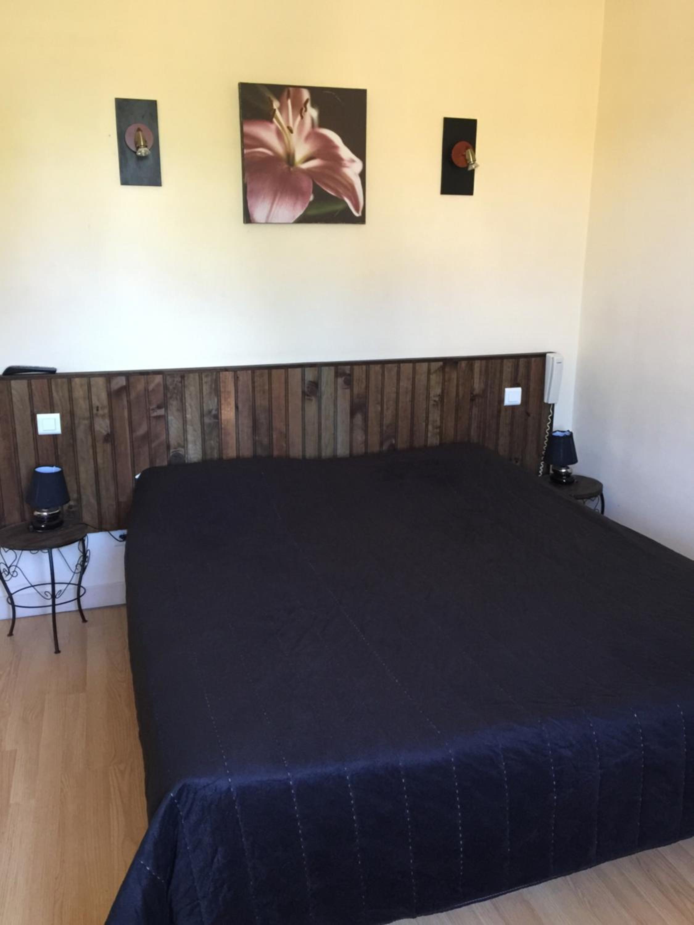 Standard Double Room - Photo 1