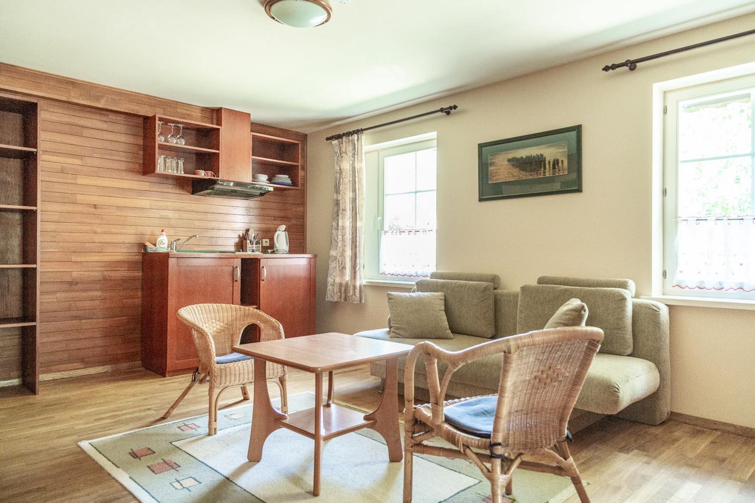 One-Bedroom Apartment - Photo 1