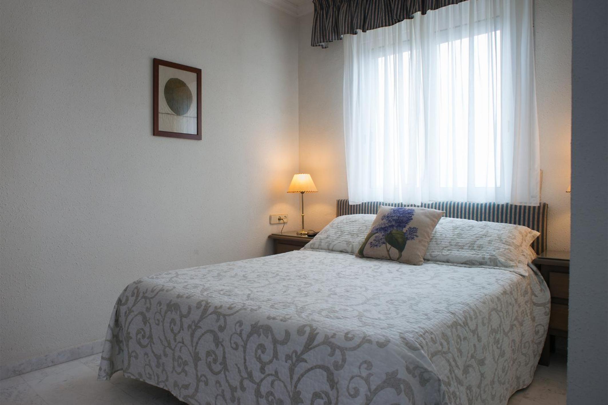 Basic Double Room photo 2