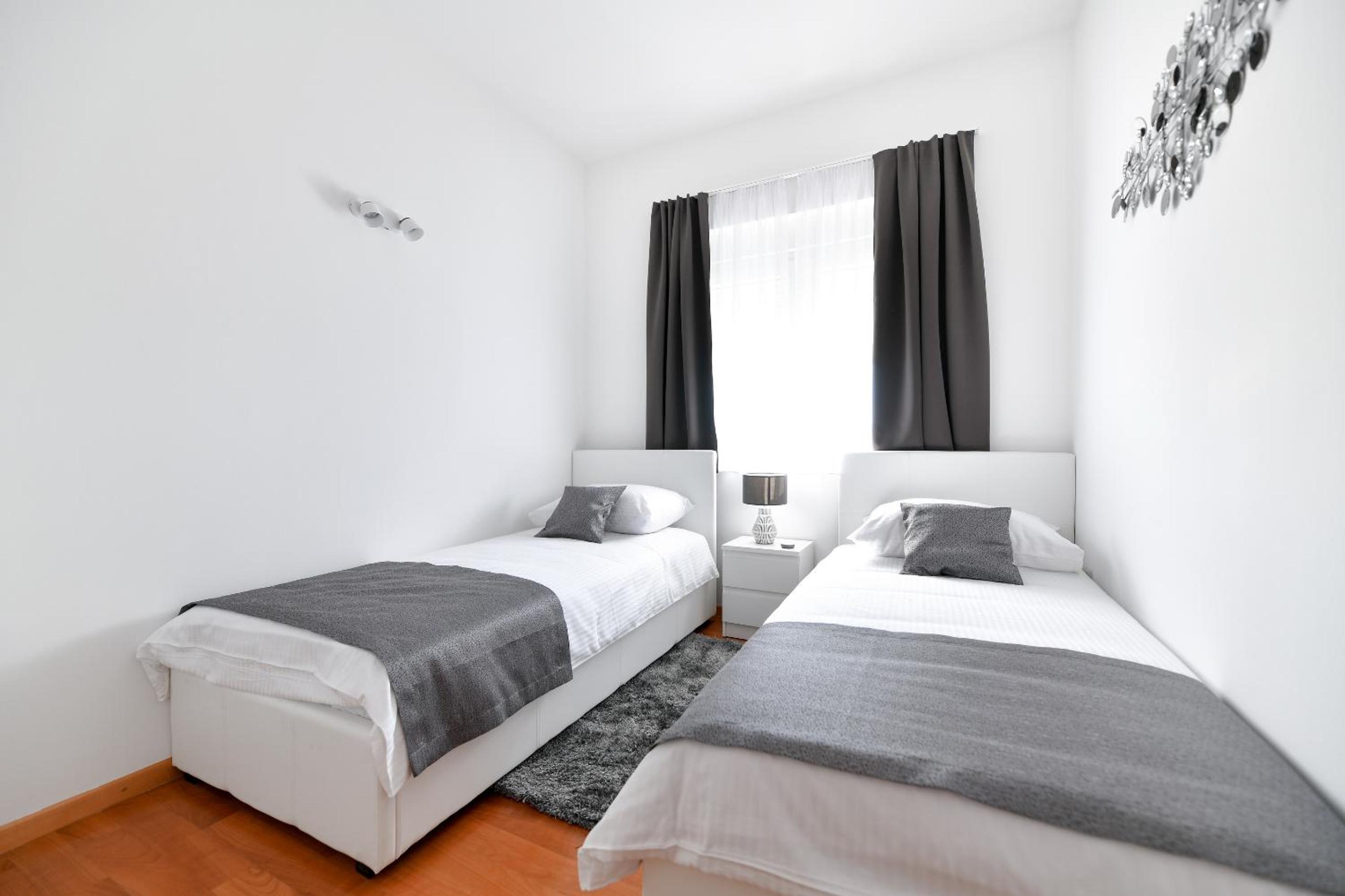 Two-Bedroom Apartment - Photo 15