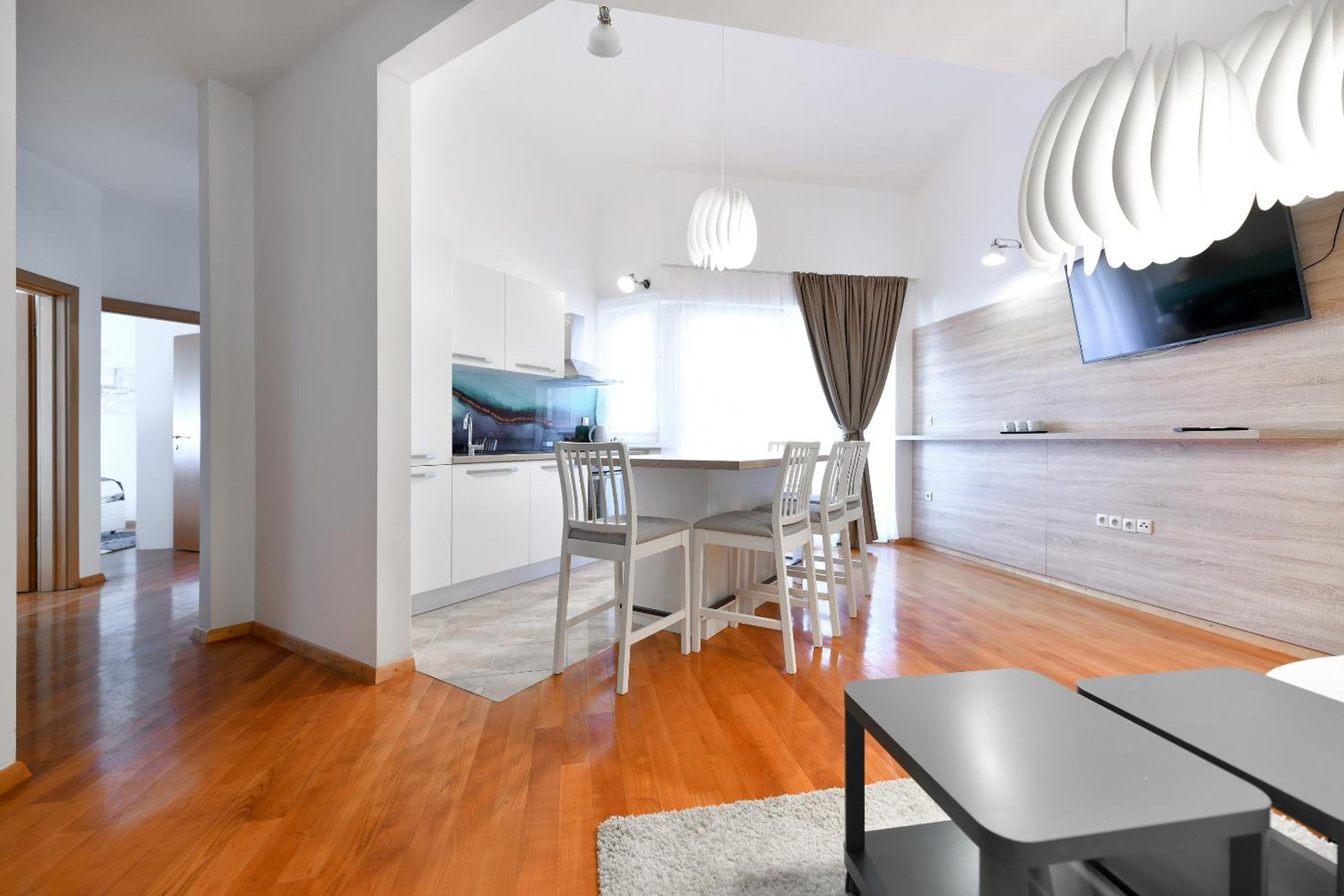 Two-Bedroom Apartment - Photo 22