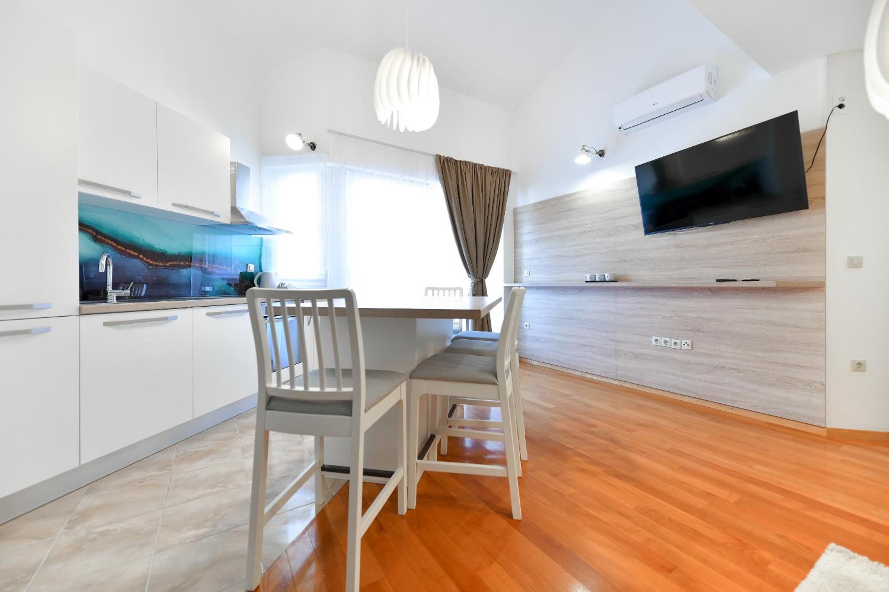 Two-Bedroom Apartment - Photo 27