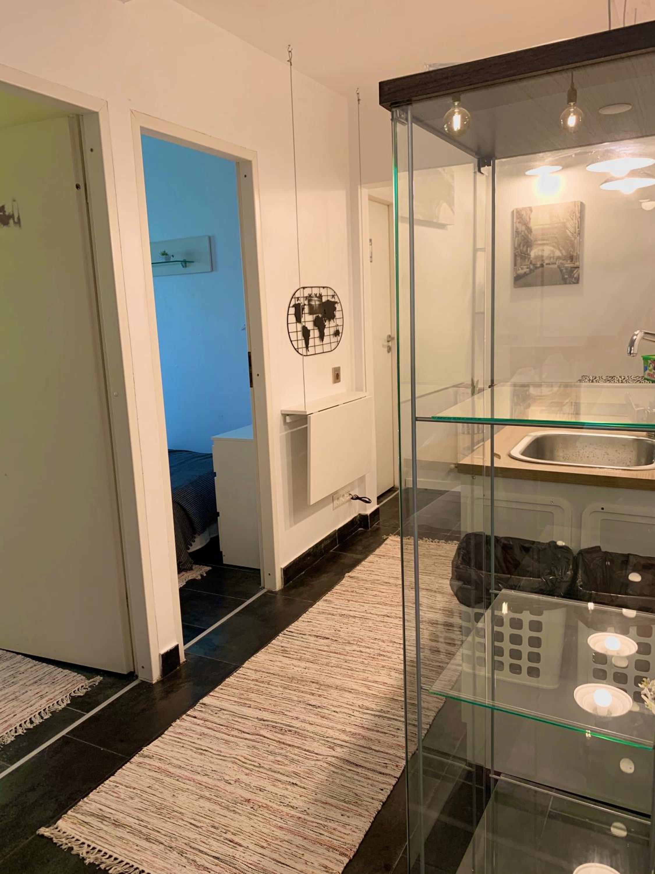 Two-Bedroom Apartment - Photo 2