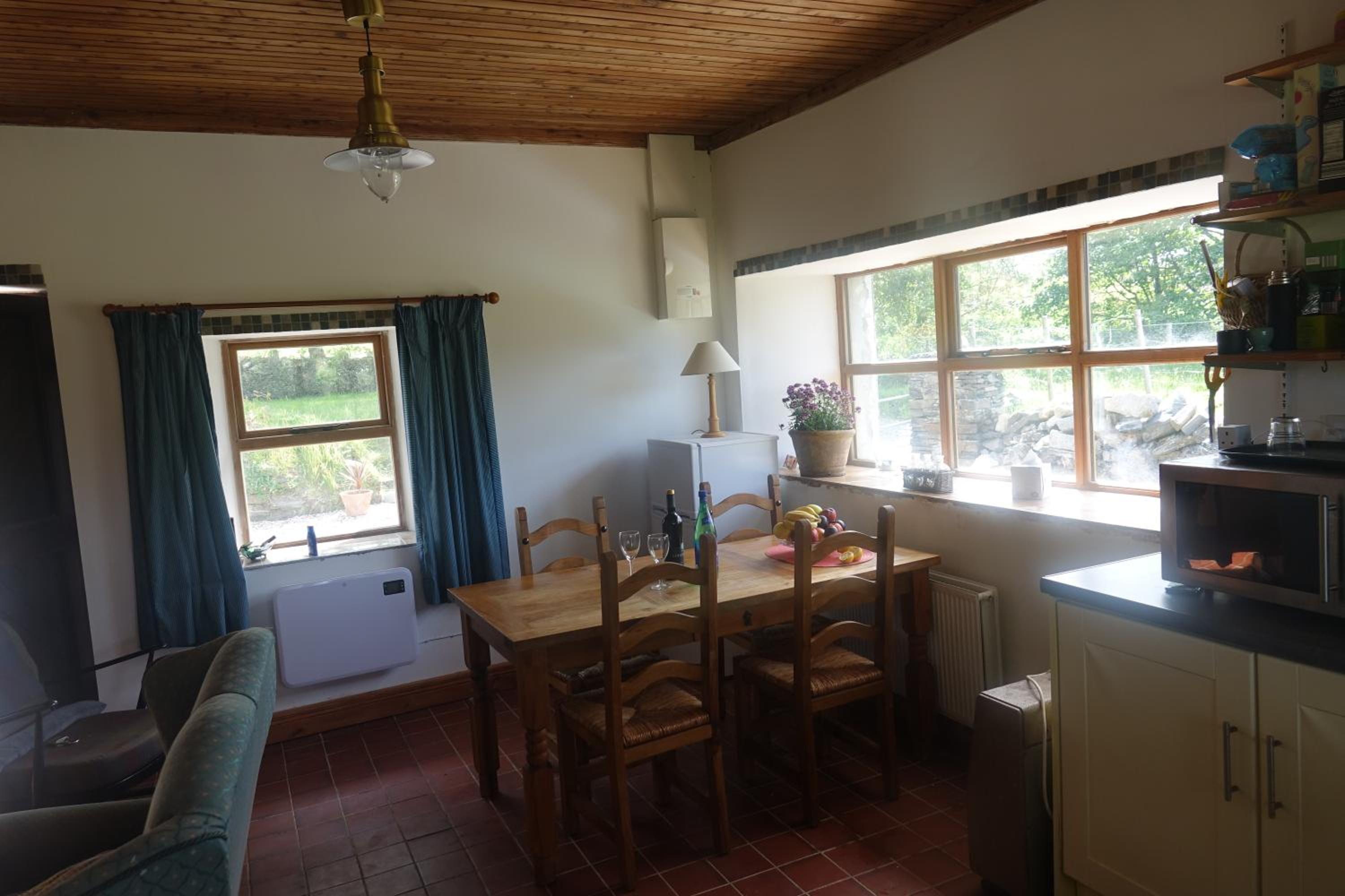 Two-Bedroom House photo 3