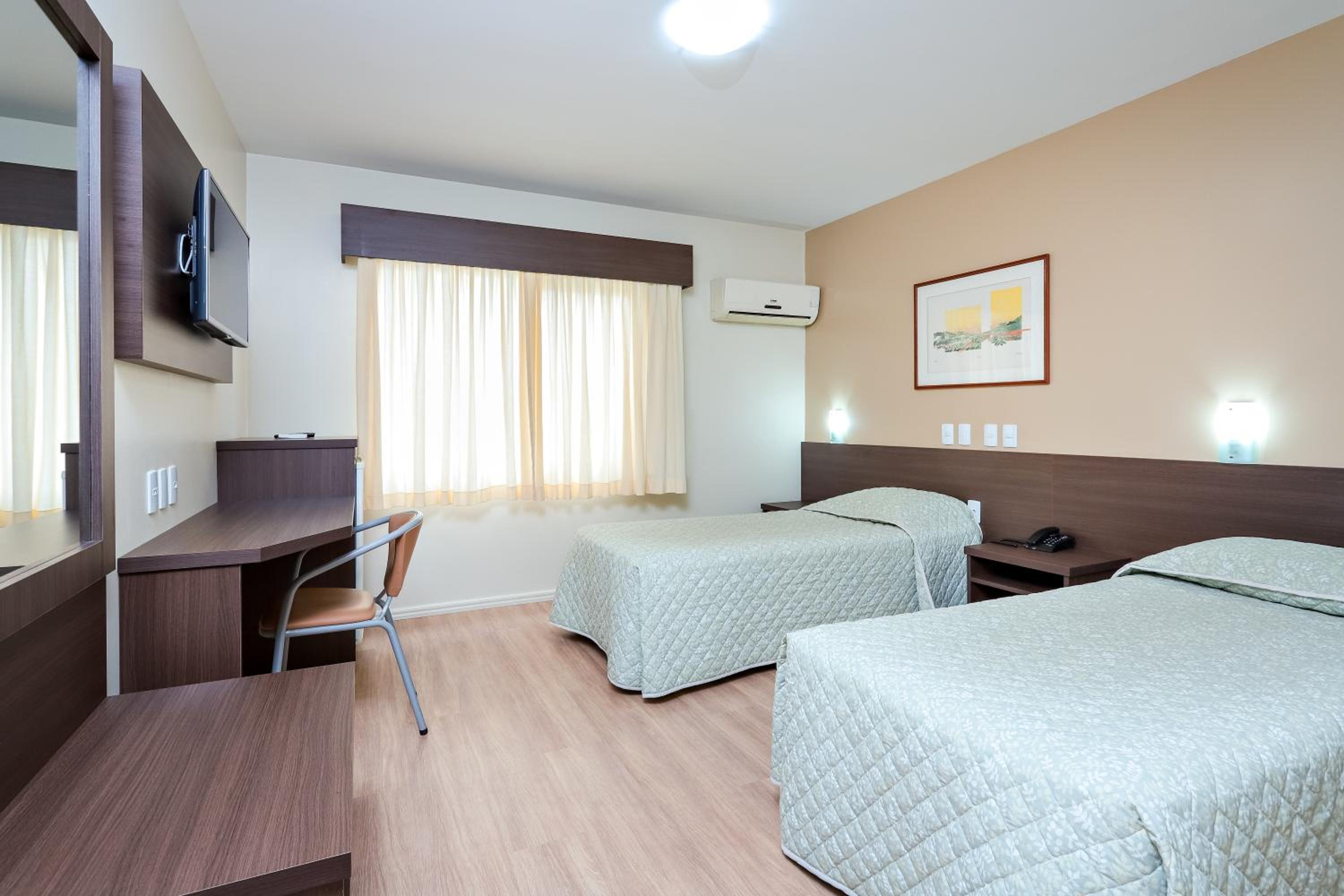 Standard Twin Room photo 1