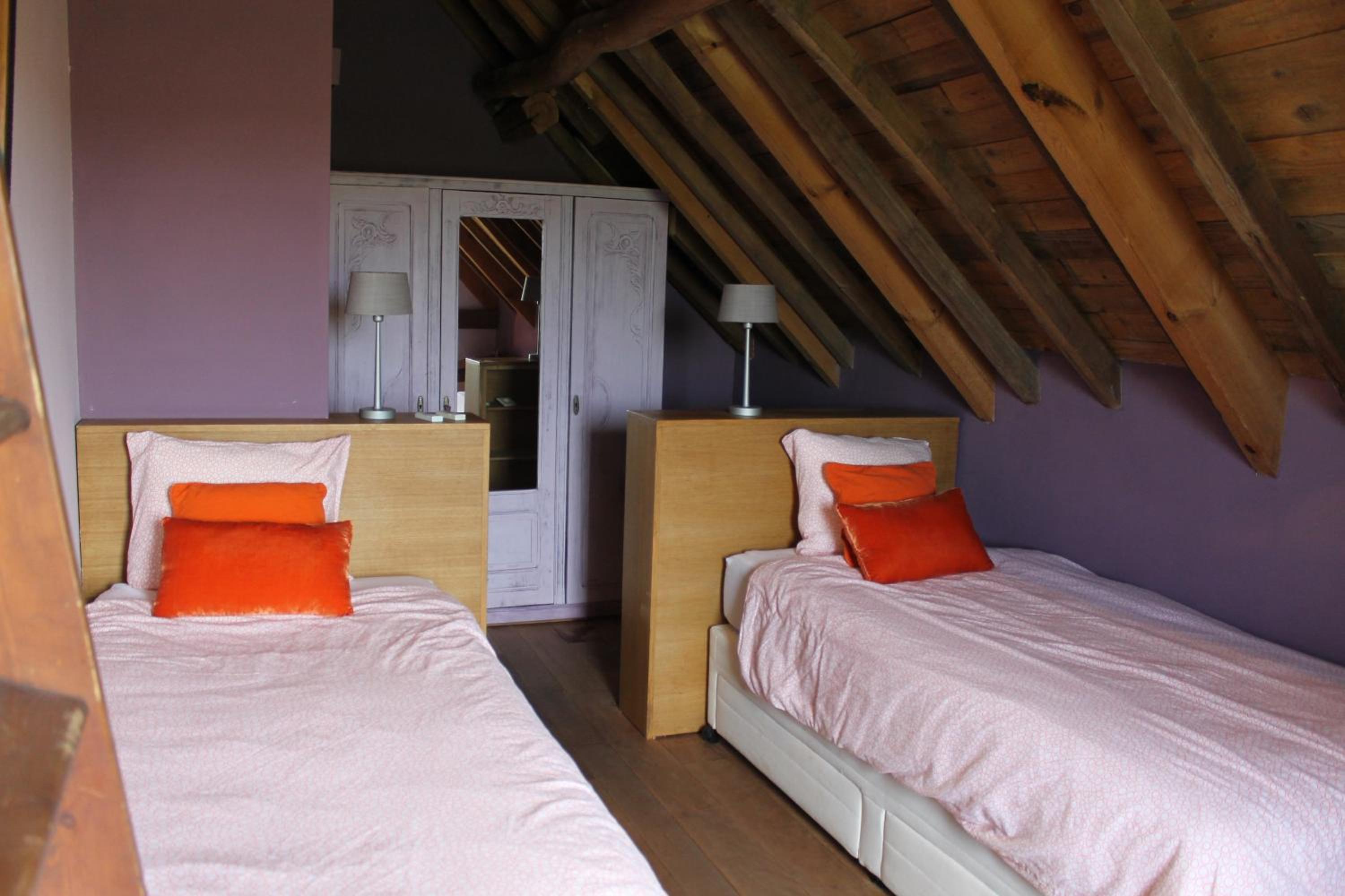 Two-Bedroom House photo 3