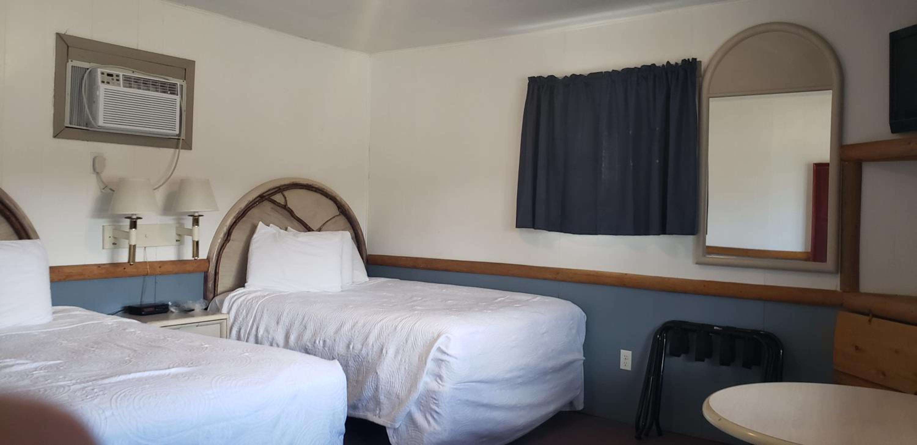 Queen and double room, Not pet friendly
