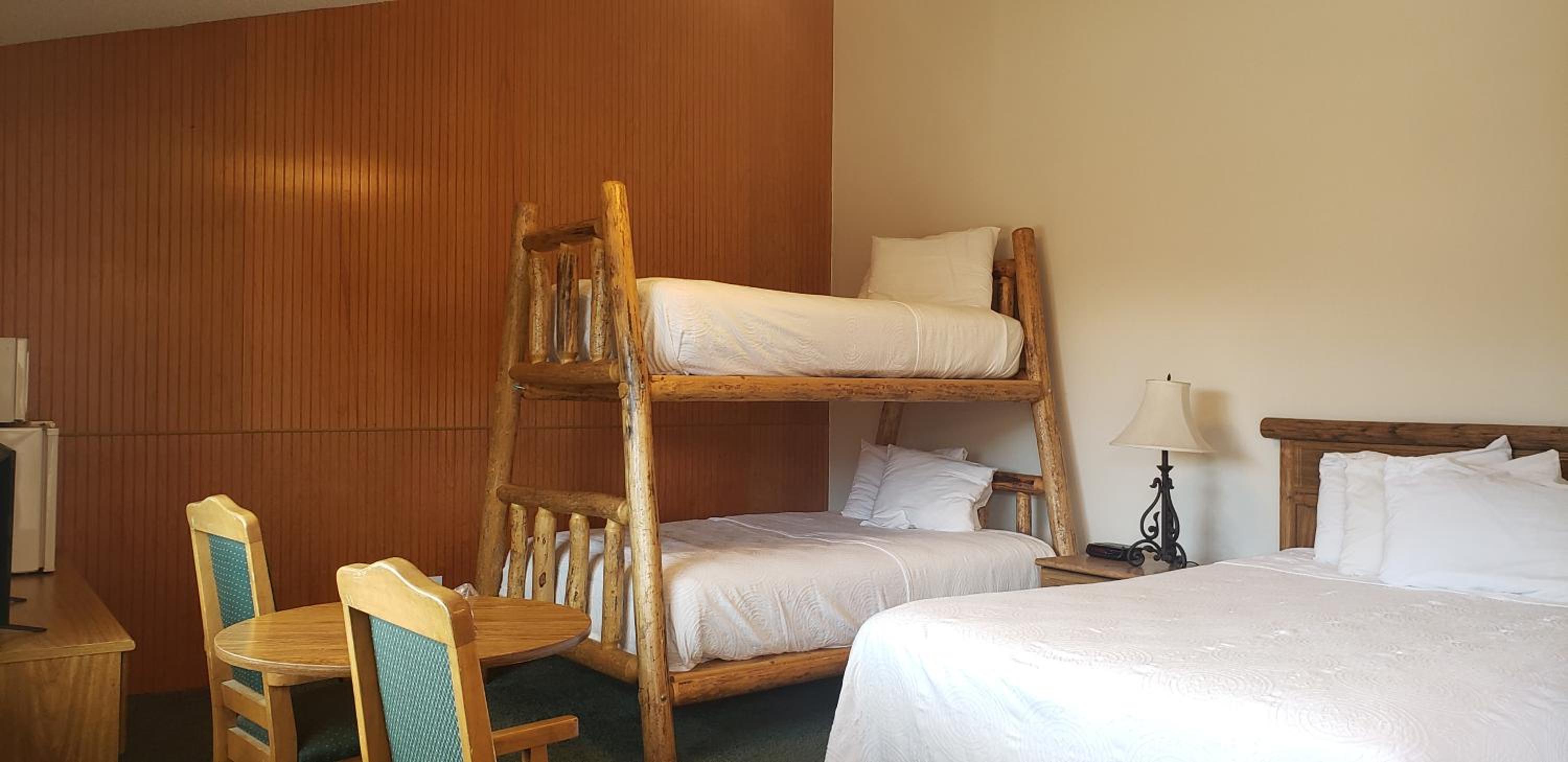 Deluxe triple room, Not pet friendly