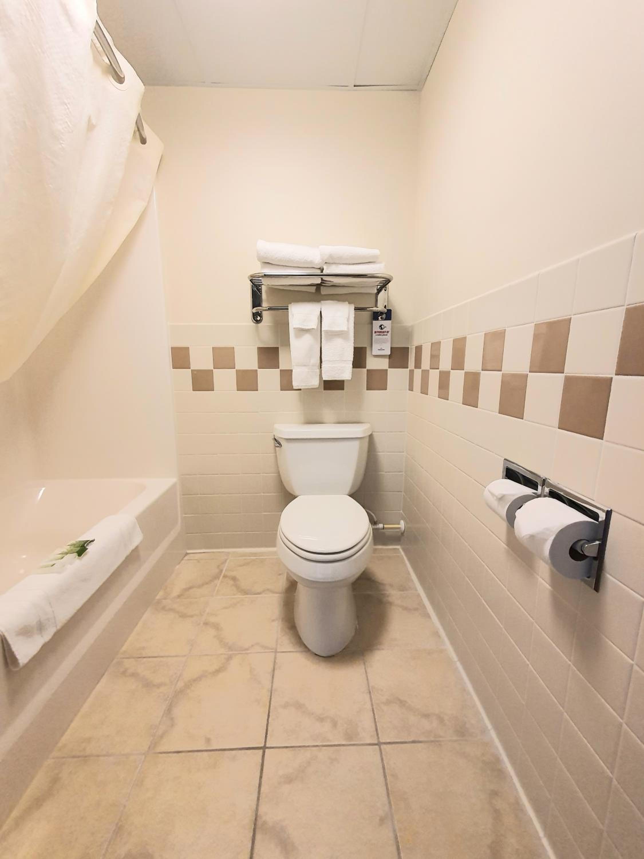 Premier King Studio Suite - Non-Smoking - Photo 6