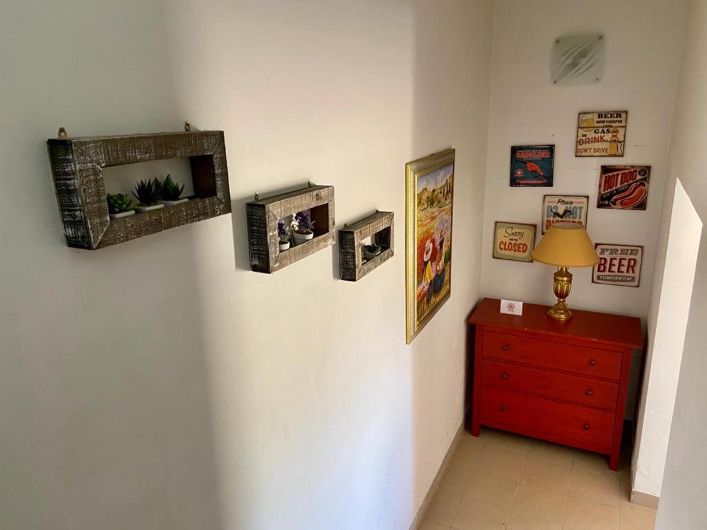 One-Bedroom Apartment - Photo 3