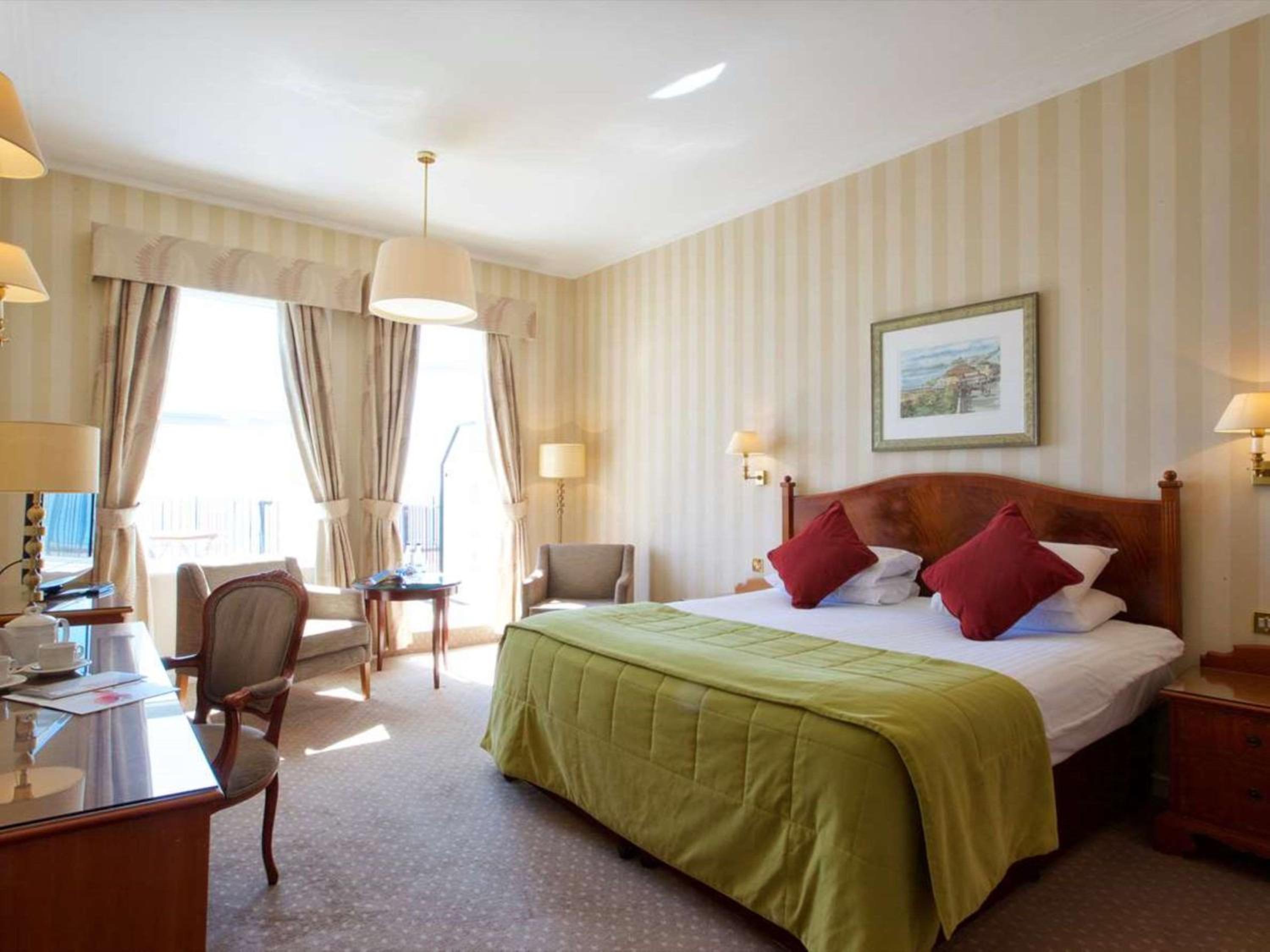 Superior Double Room with Beach View photo 2