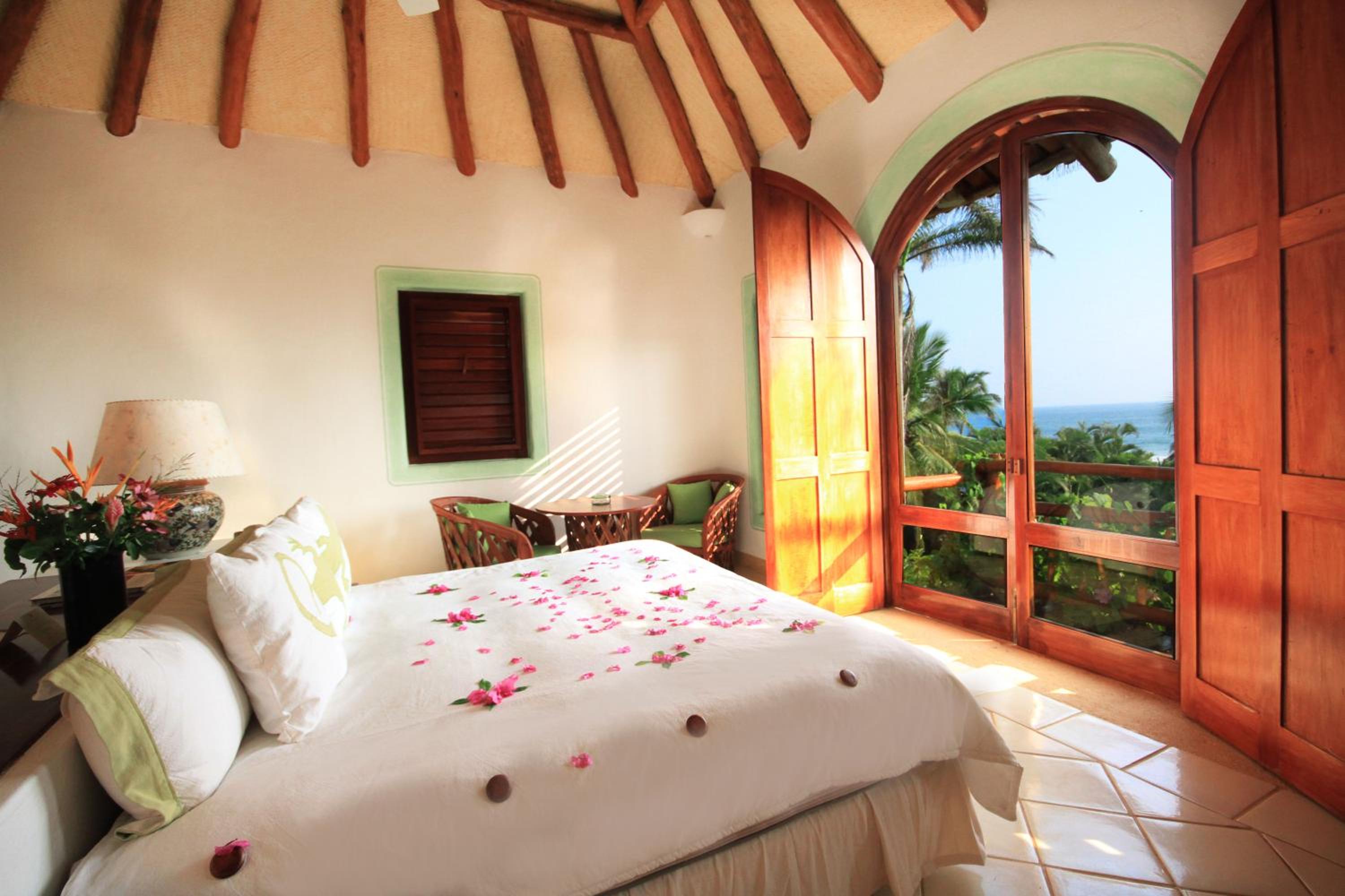 Deluxe Suite photo 1