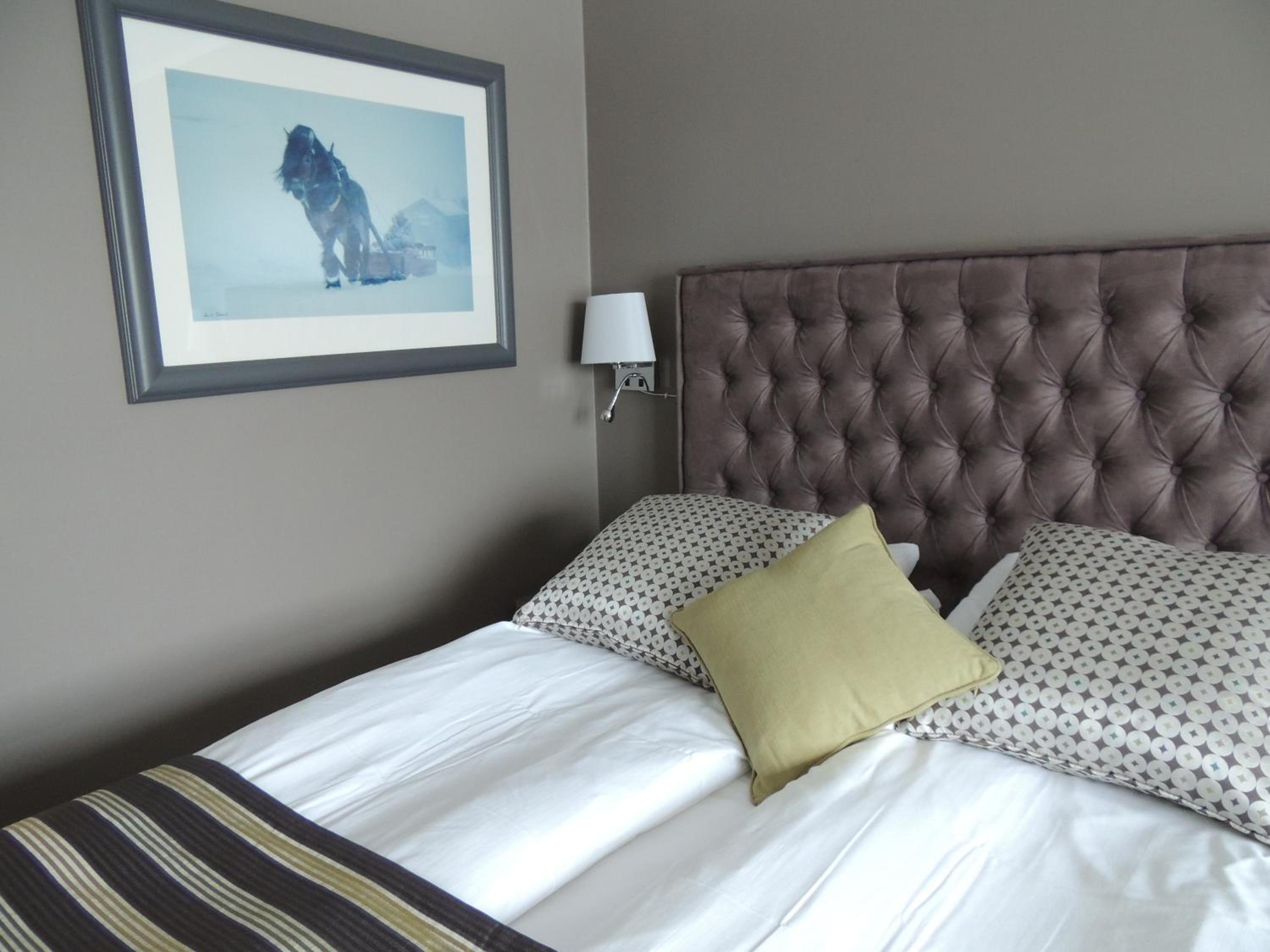 Standard Queen Room - Photo 10