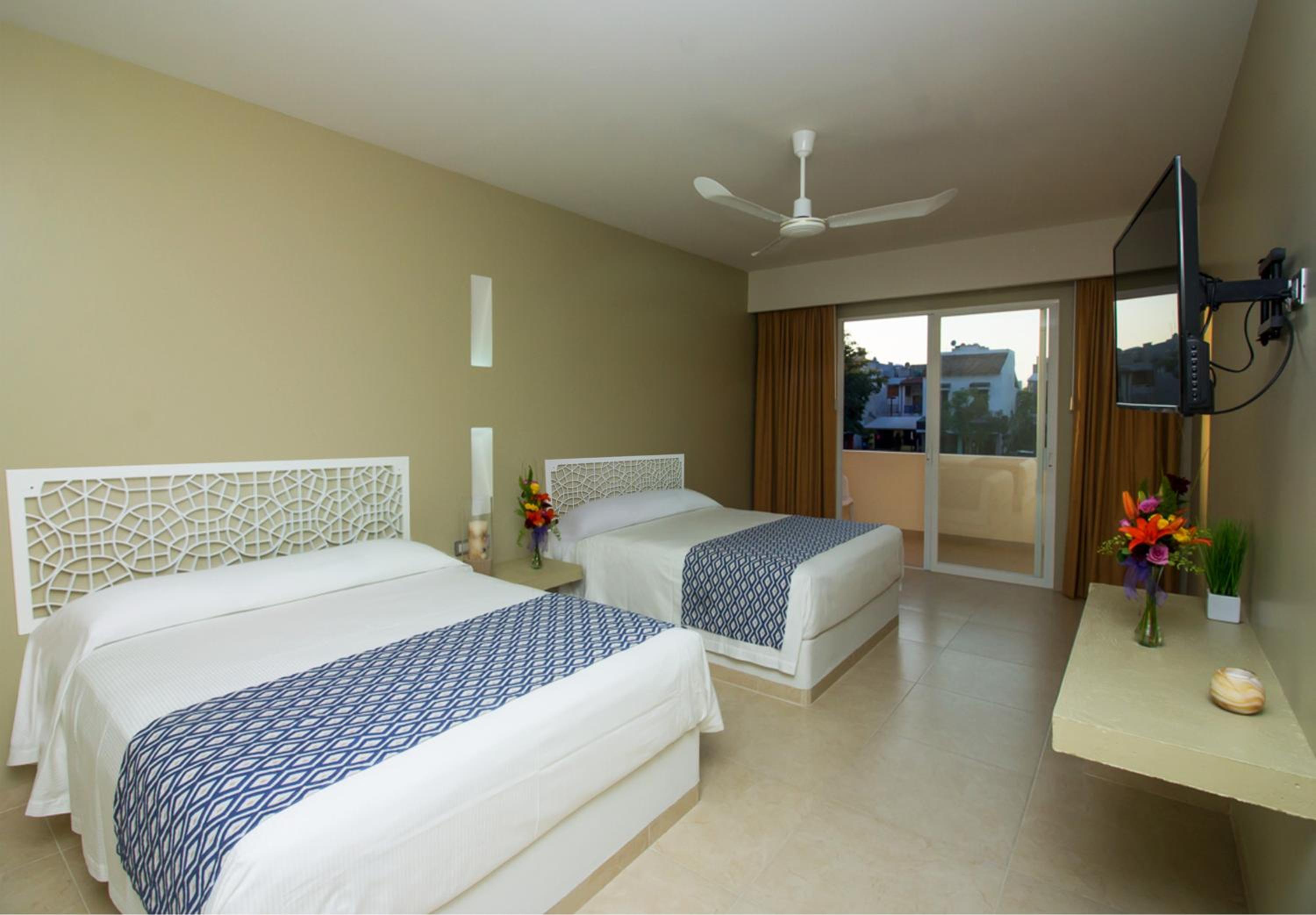 Double Room - Disability Access photo 2