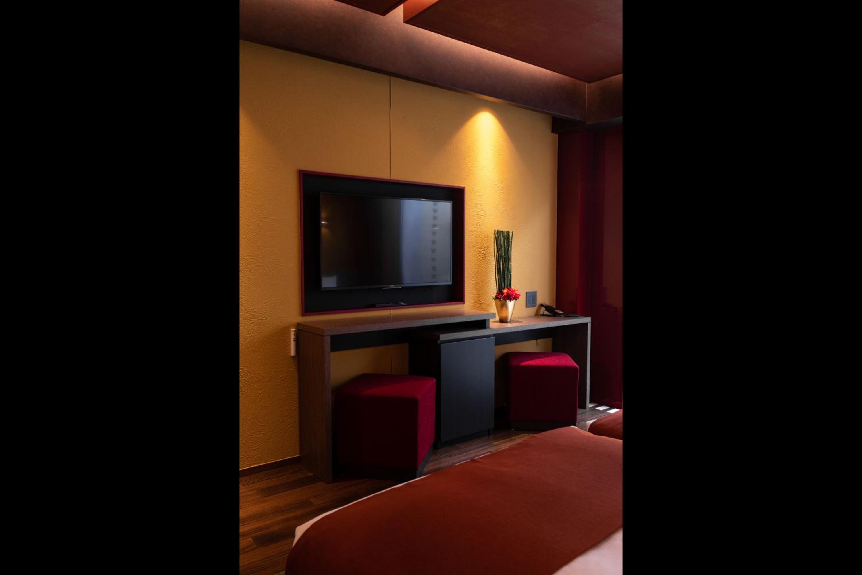 Deluxe Twin Room - Photo 12