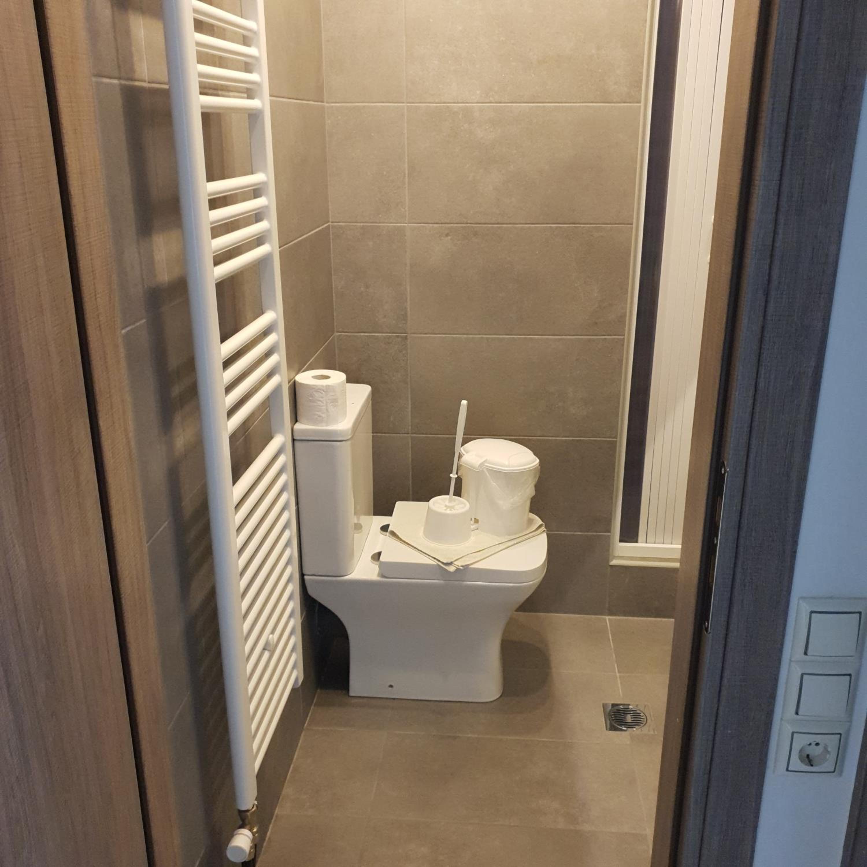 One-Bedroom Apartment - Photo 16