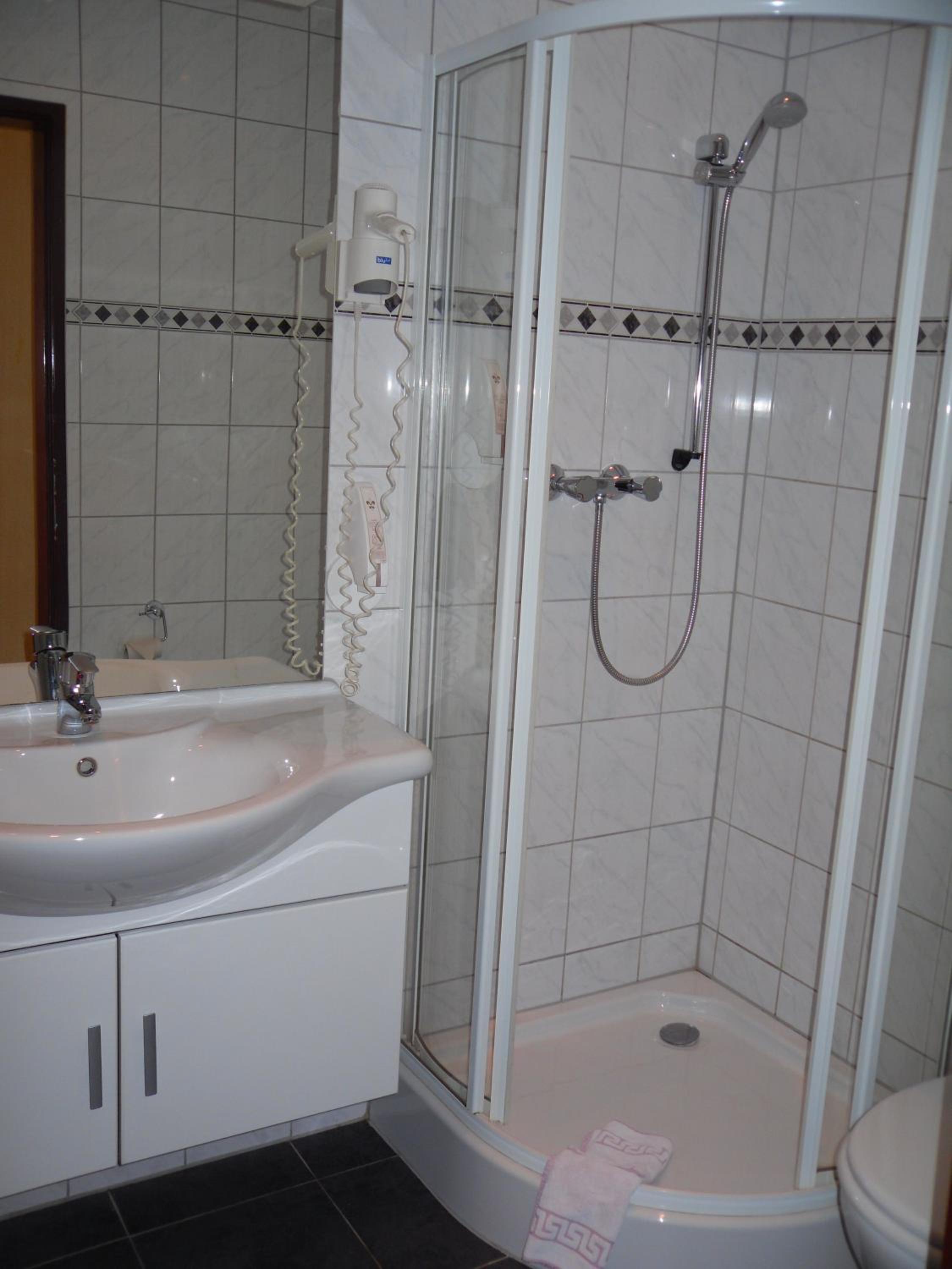 Triple Room - Photo 2