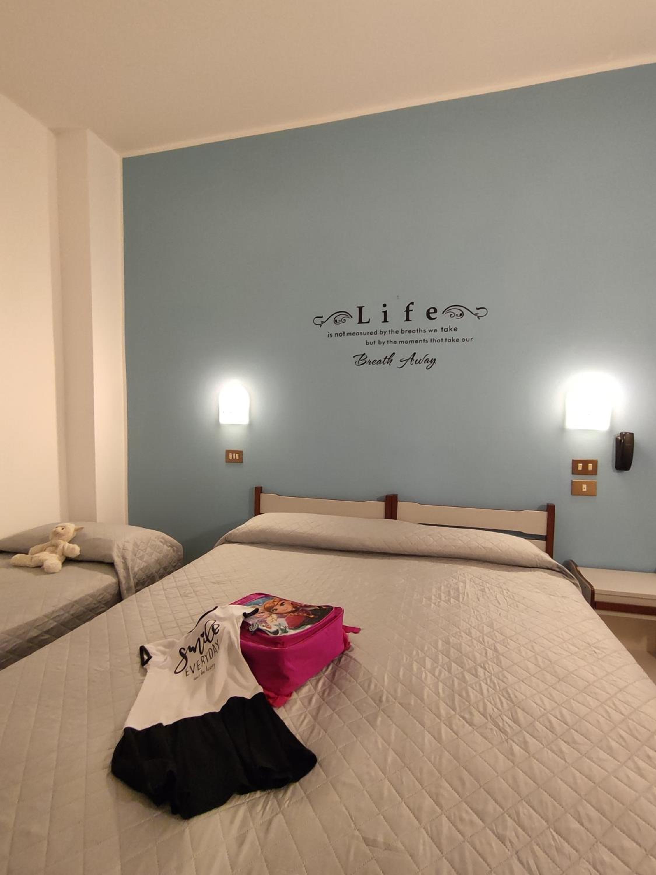 Standard Triple Room photo 1