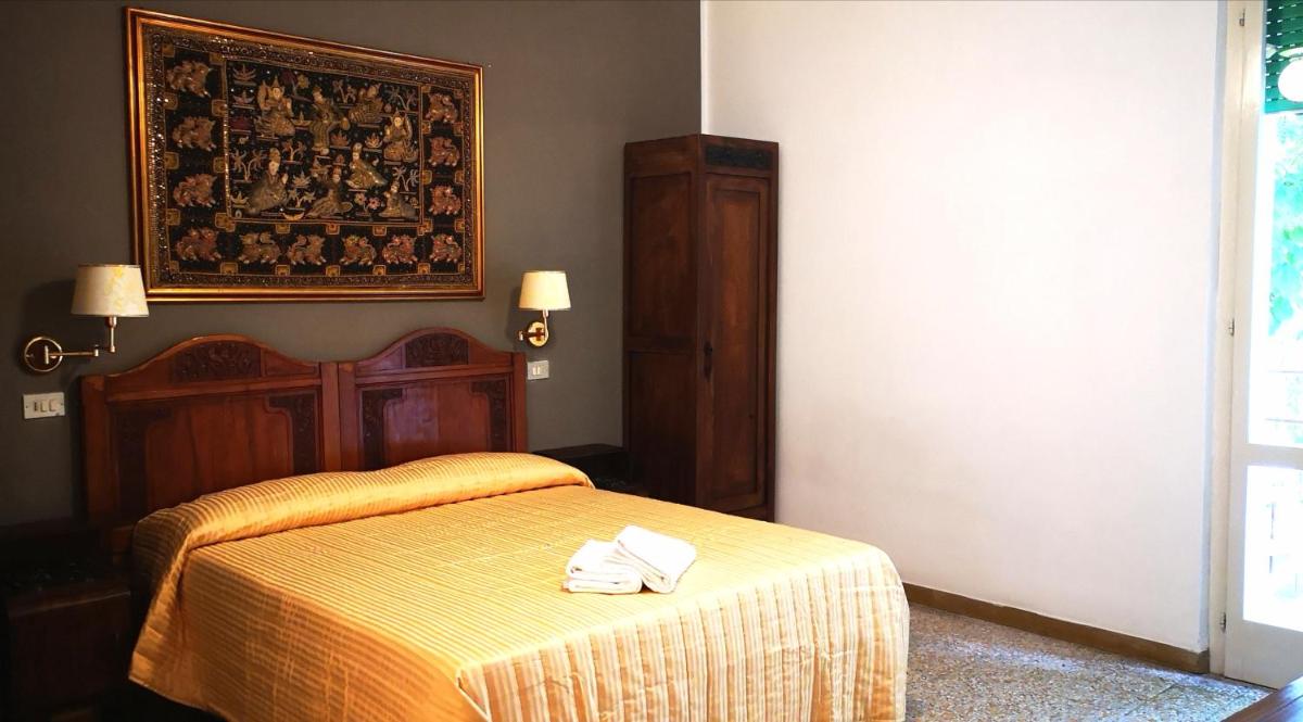 Economy Double Room photo 3