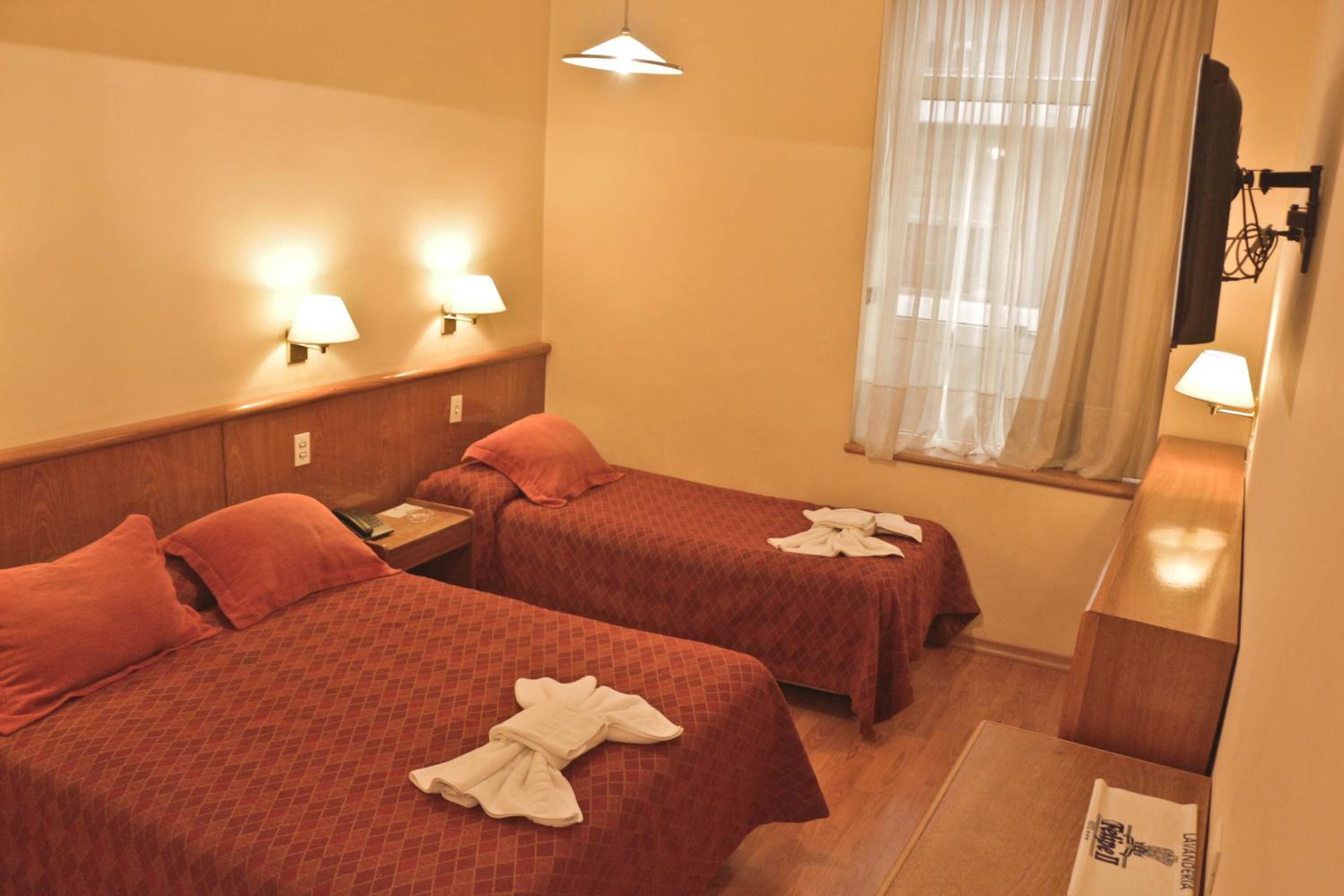 Triple Room (2 Adults + 1 Child) photo 3
