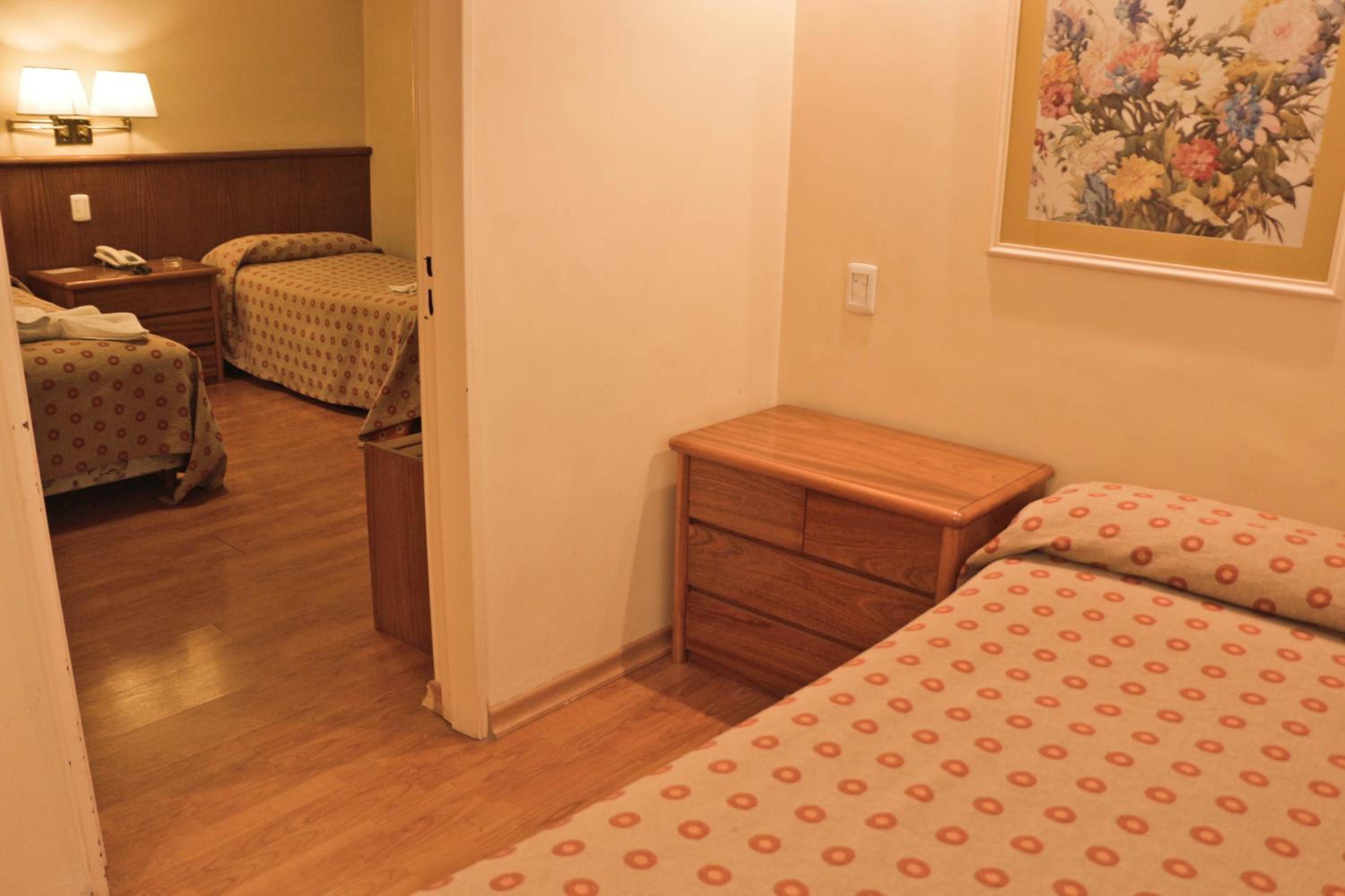 Triple Room (3 Adults) photo 3