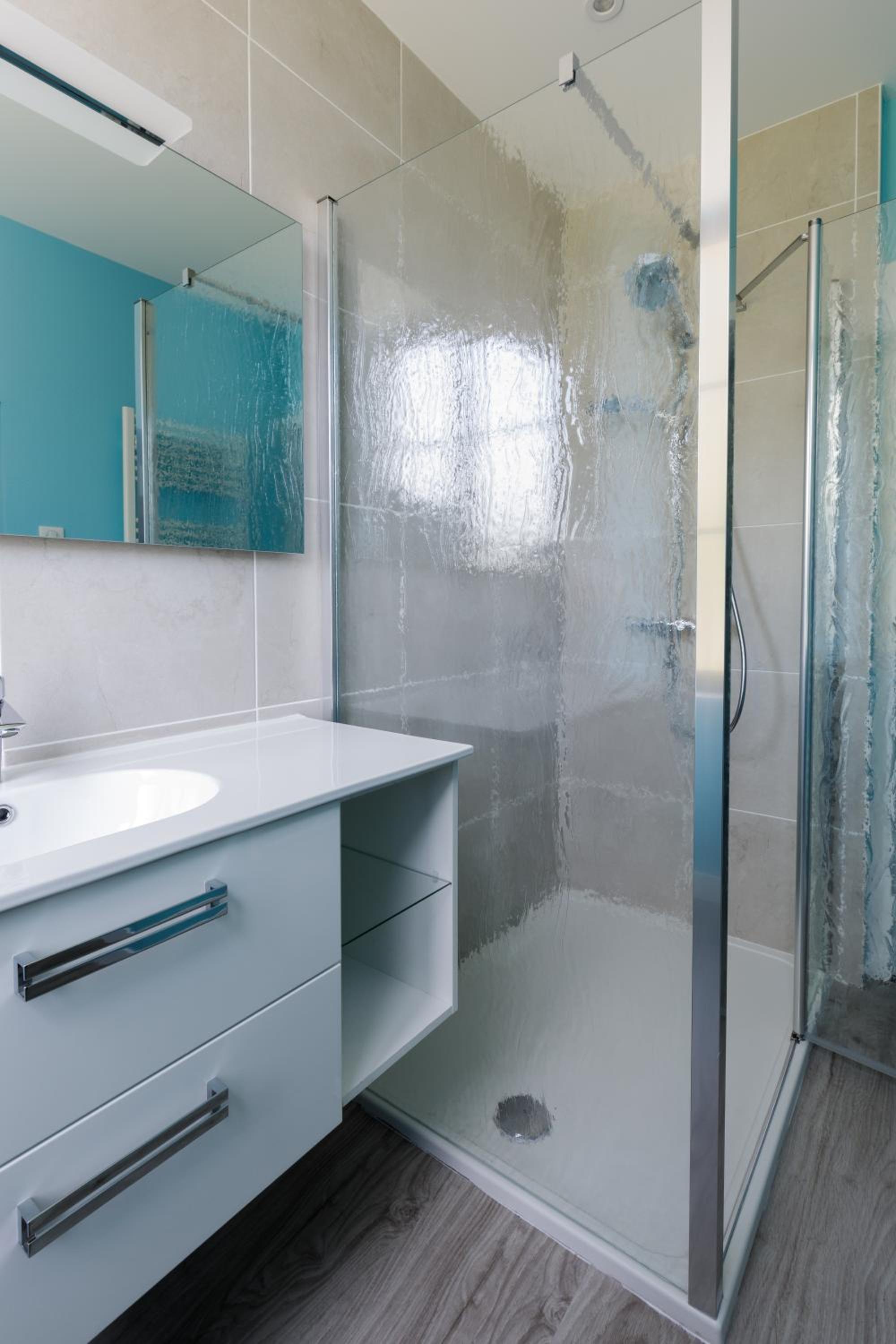 Double or Twin Room - Photo 2