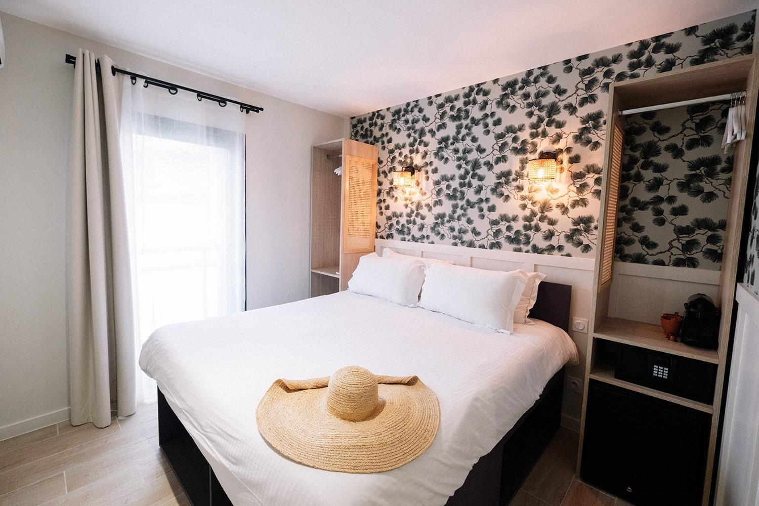 Standard Double Room - Photo 7