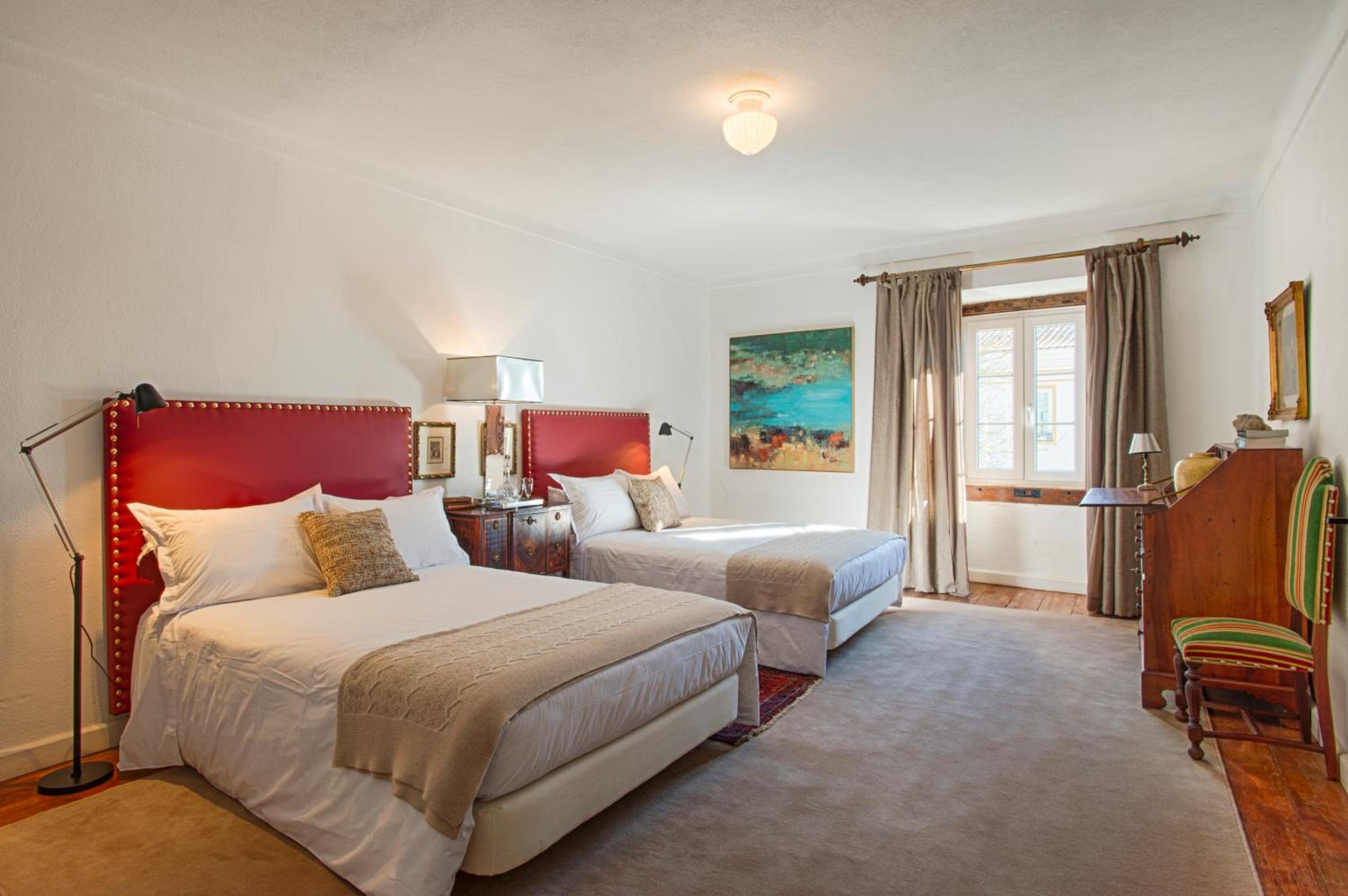 Suite - Photo 3
