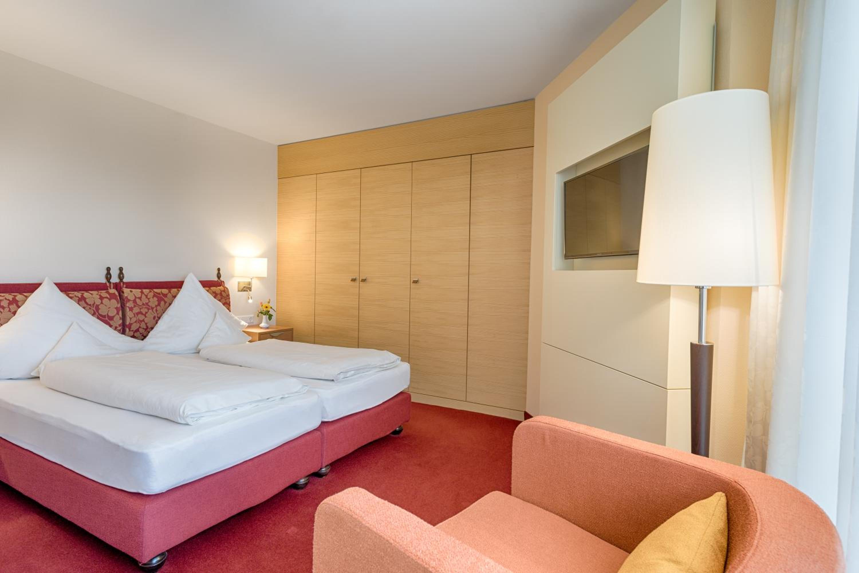 Comfort Suite photo 3